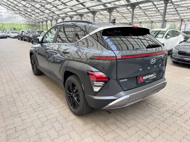 Hyundai Kona view 4