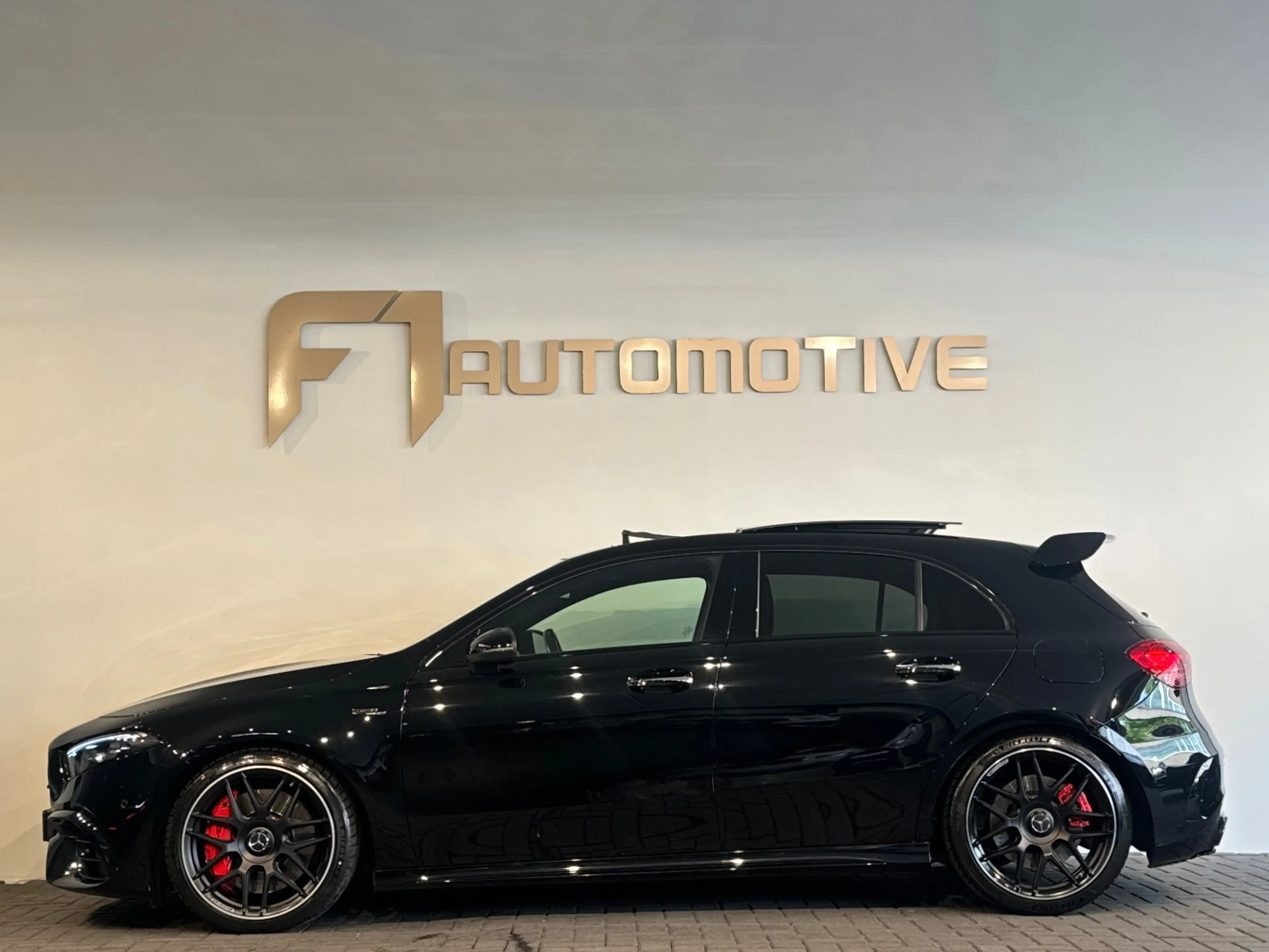 Mercedes-Benz A 45 AMG S 4Matic+ Pano|Kuip|Burmester — photo 10