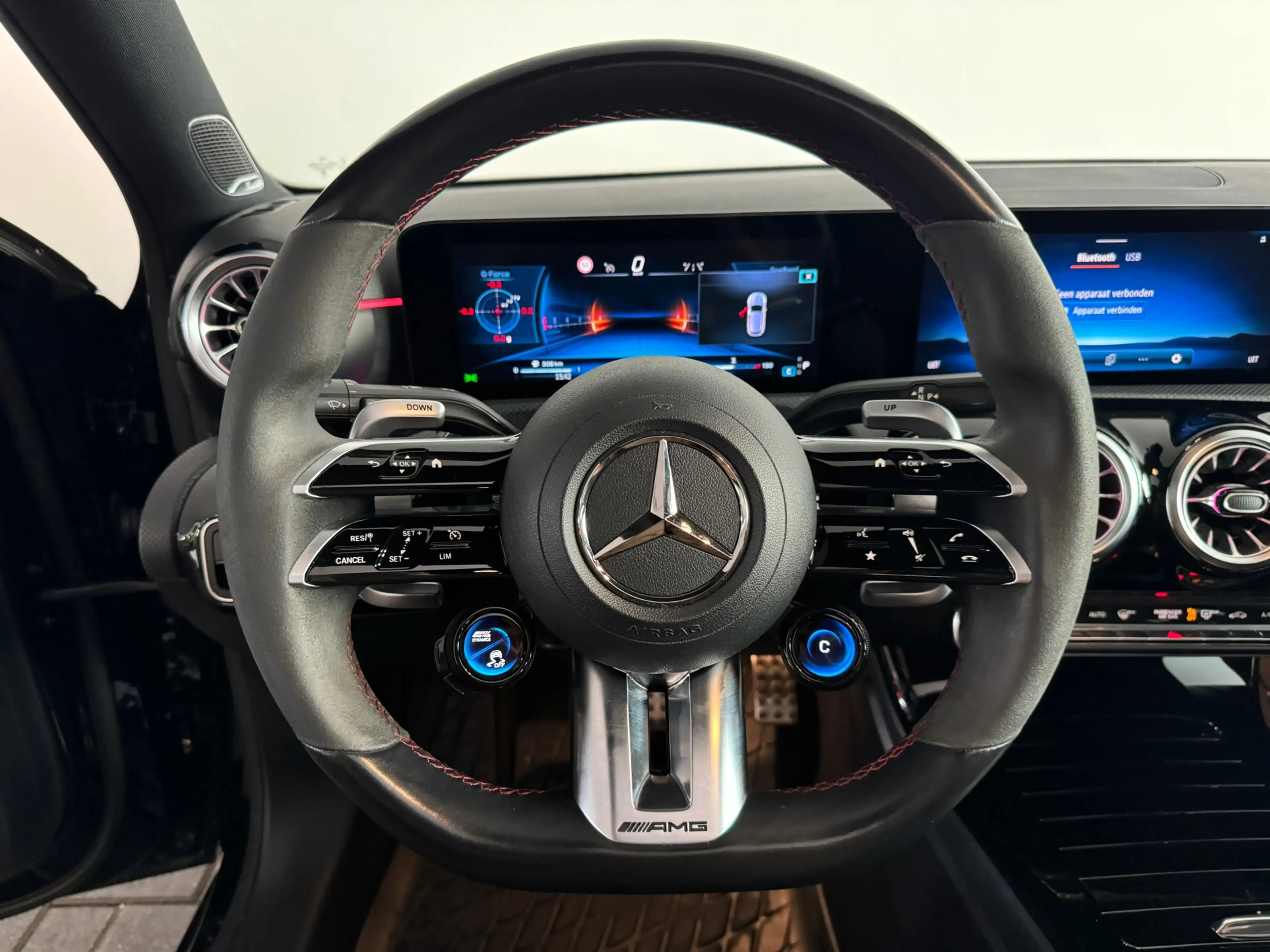 Mercedes-Benz A 45 AMG S 4Matic+ Pano|Kuip|Burmester — photo 13