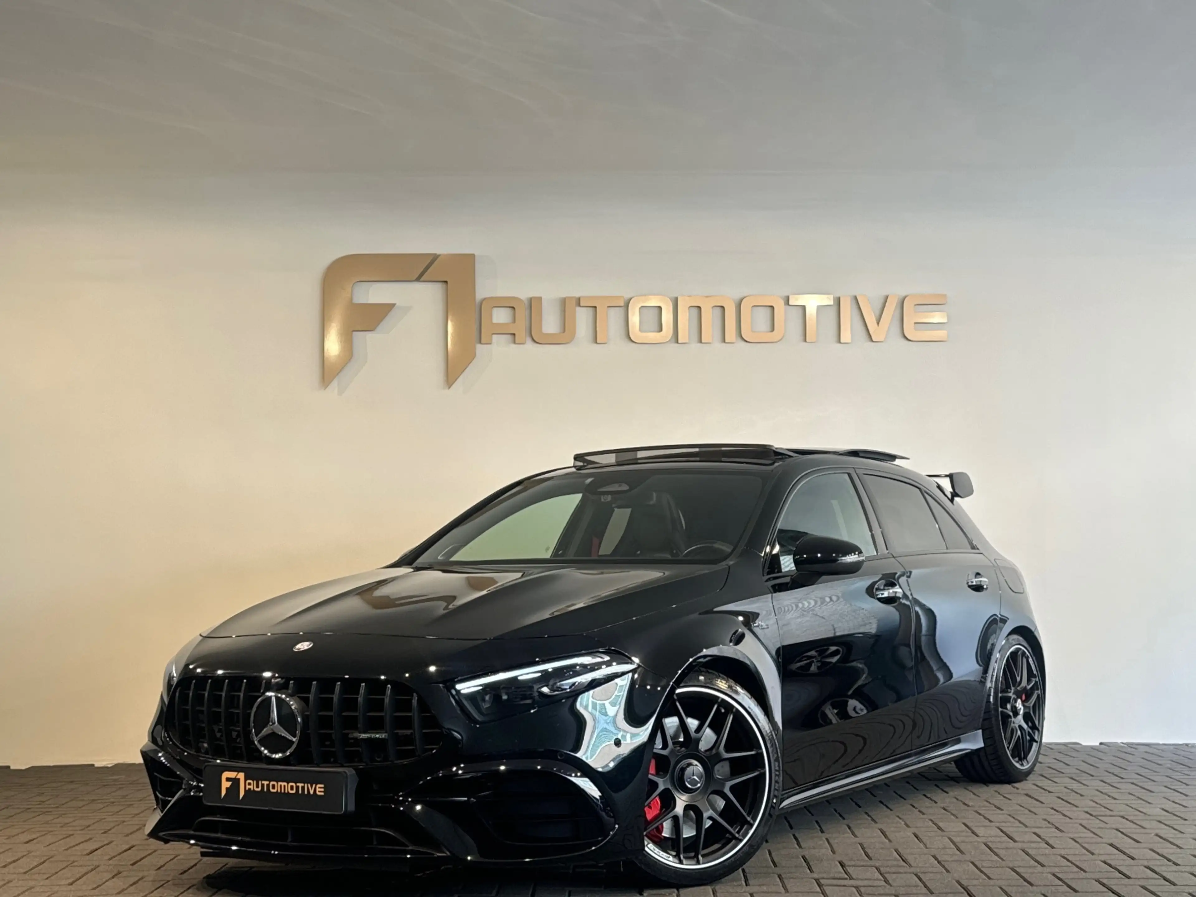 Mercedes-Benz A 45 AMG S 4Matic+ Pano|Kuip|Burmester