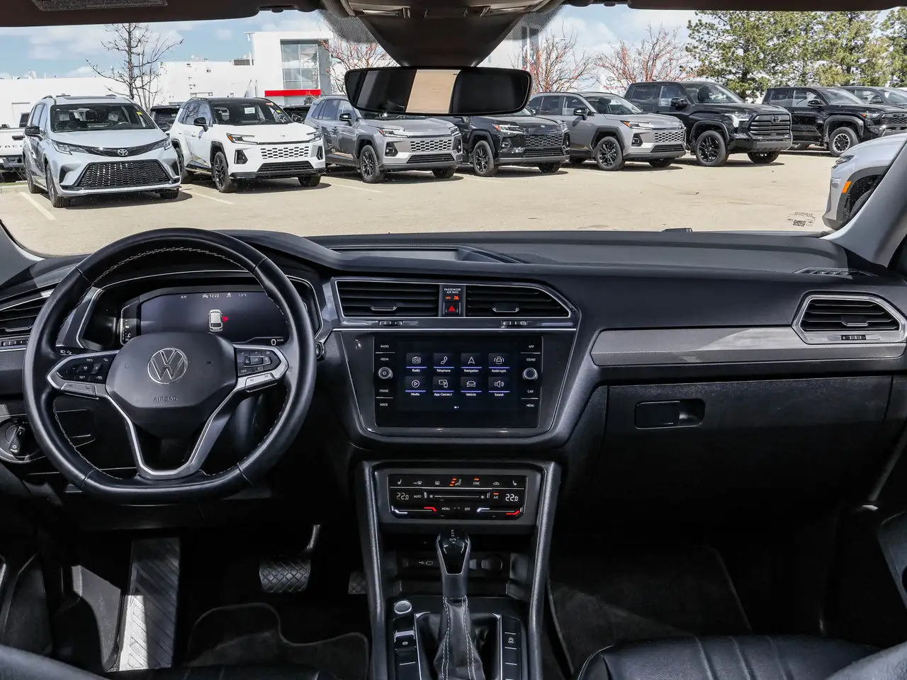 Volkswagen Tiguan снимка Volkswagen Tiguan