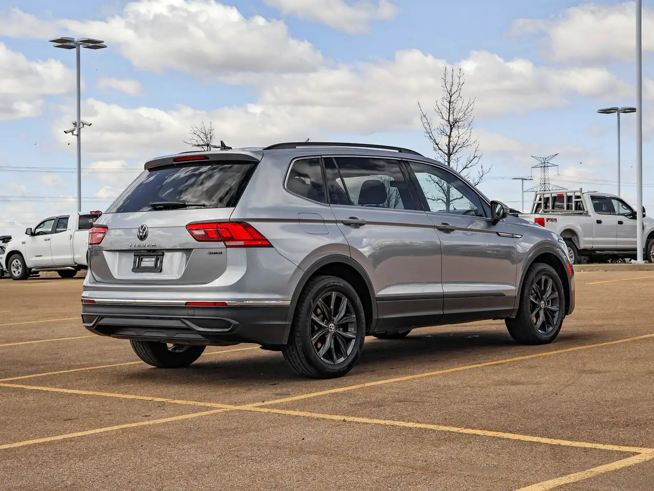 Volkswagen Tiguan снимка Volkswagen Tiguan