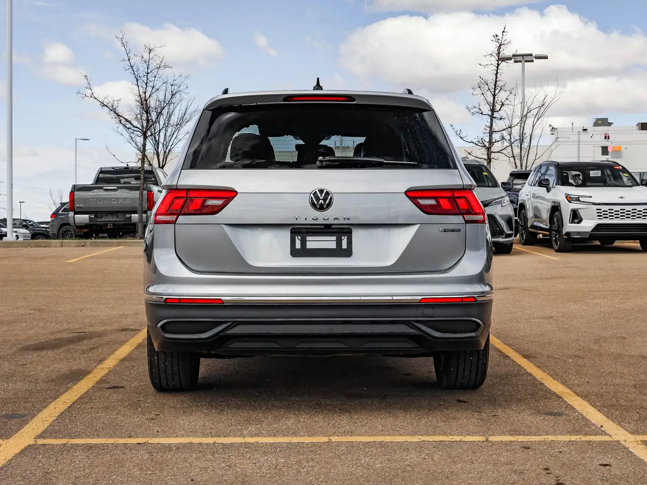 Volkswagen Tiguan снимка Volkswagen Tiguan