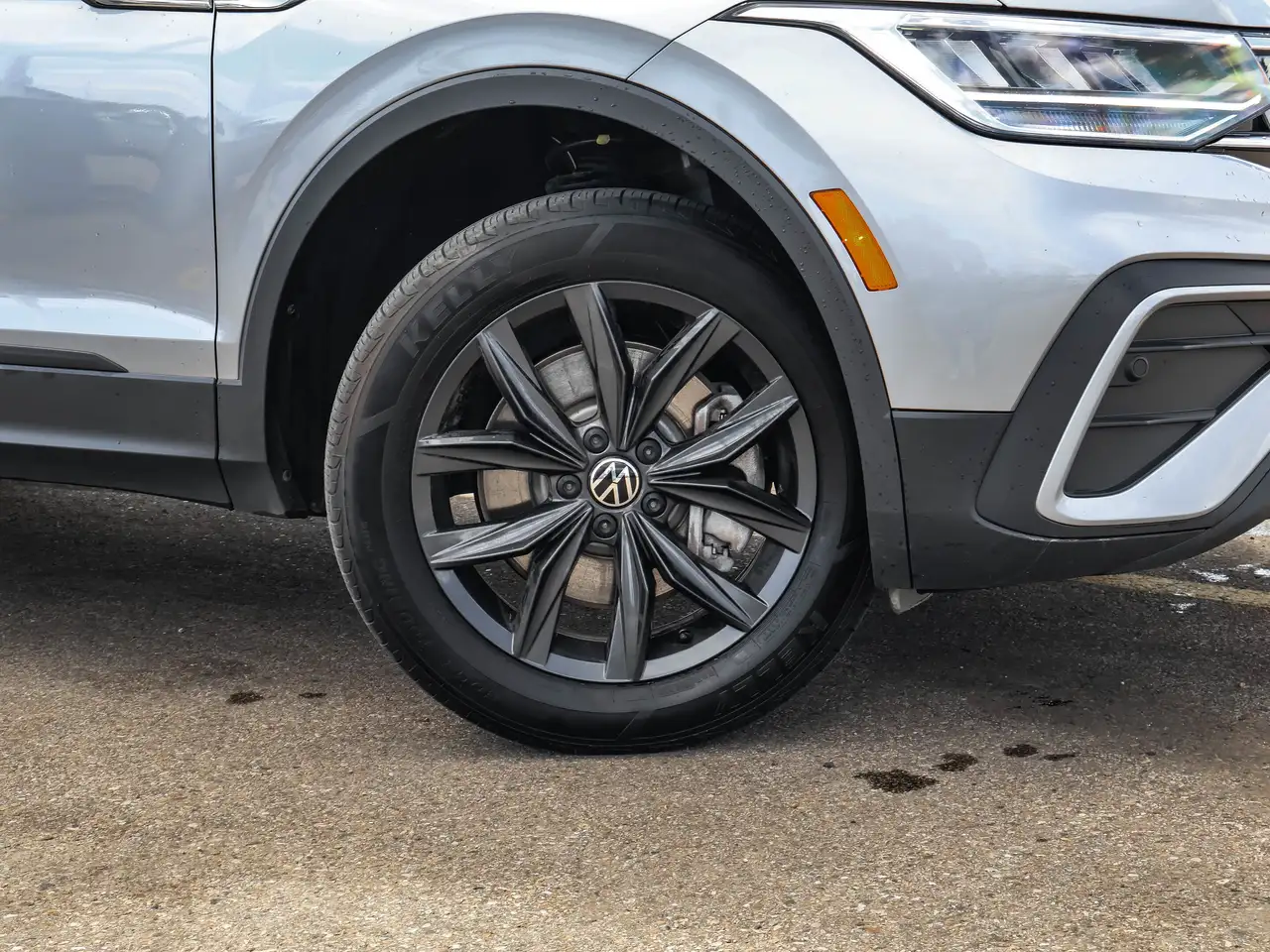 Volkswagen Tiguan снимка Volkswagen Tiguan