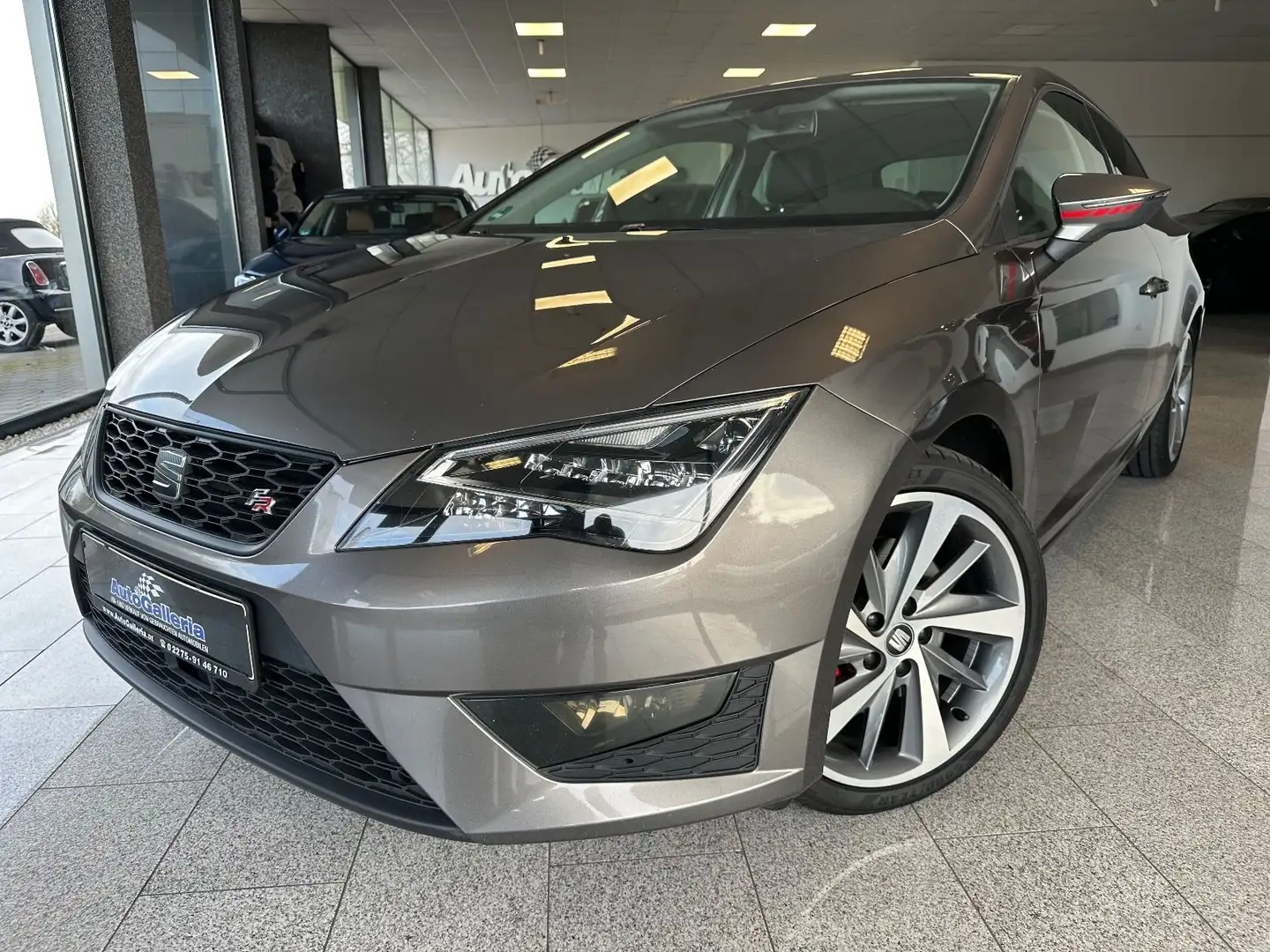 SEAT Leon SC FR Automatik LED Teilleder PDC Tempomat Grau - 1