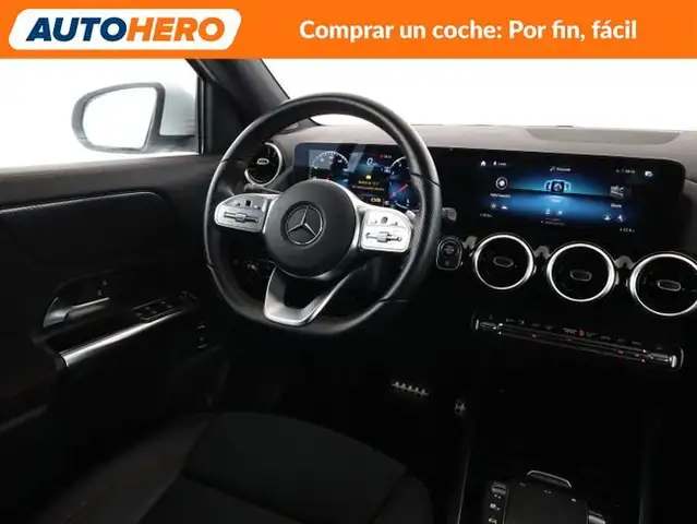 Mercedes-Benz Gla Class view 14