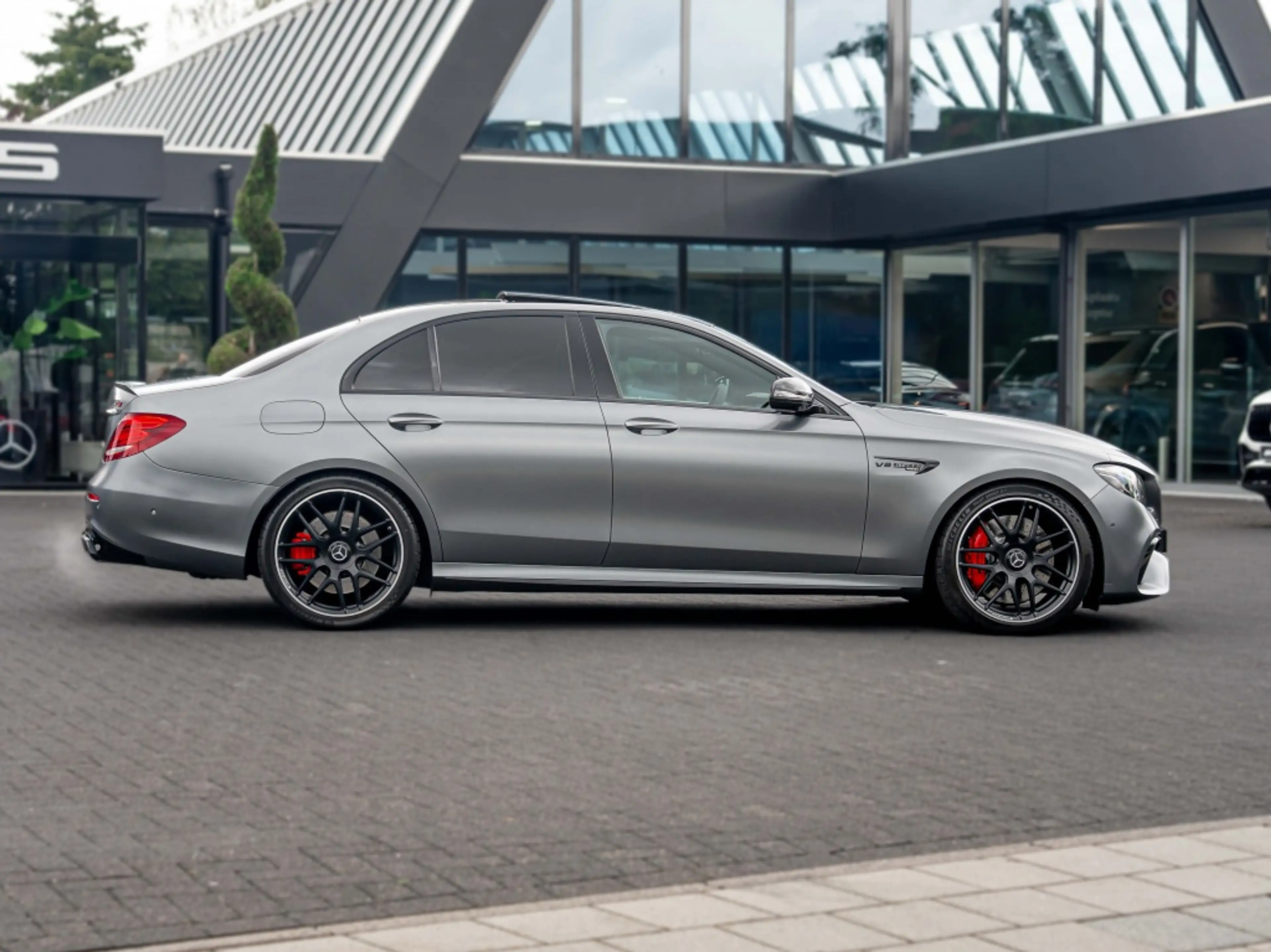 Mercedes-Benz E 63 AMG E S 4Matic+ Edition 1 | AMG Perfomance stoelen | P — photo 10