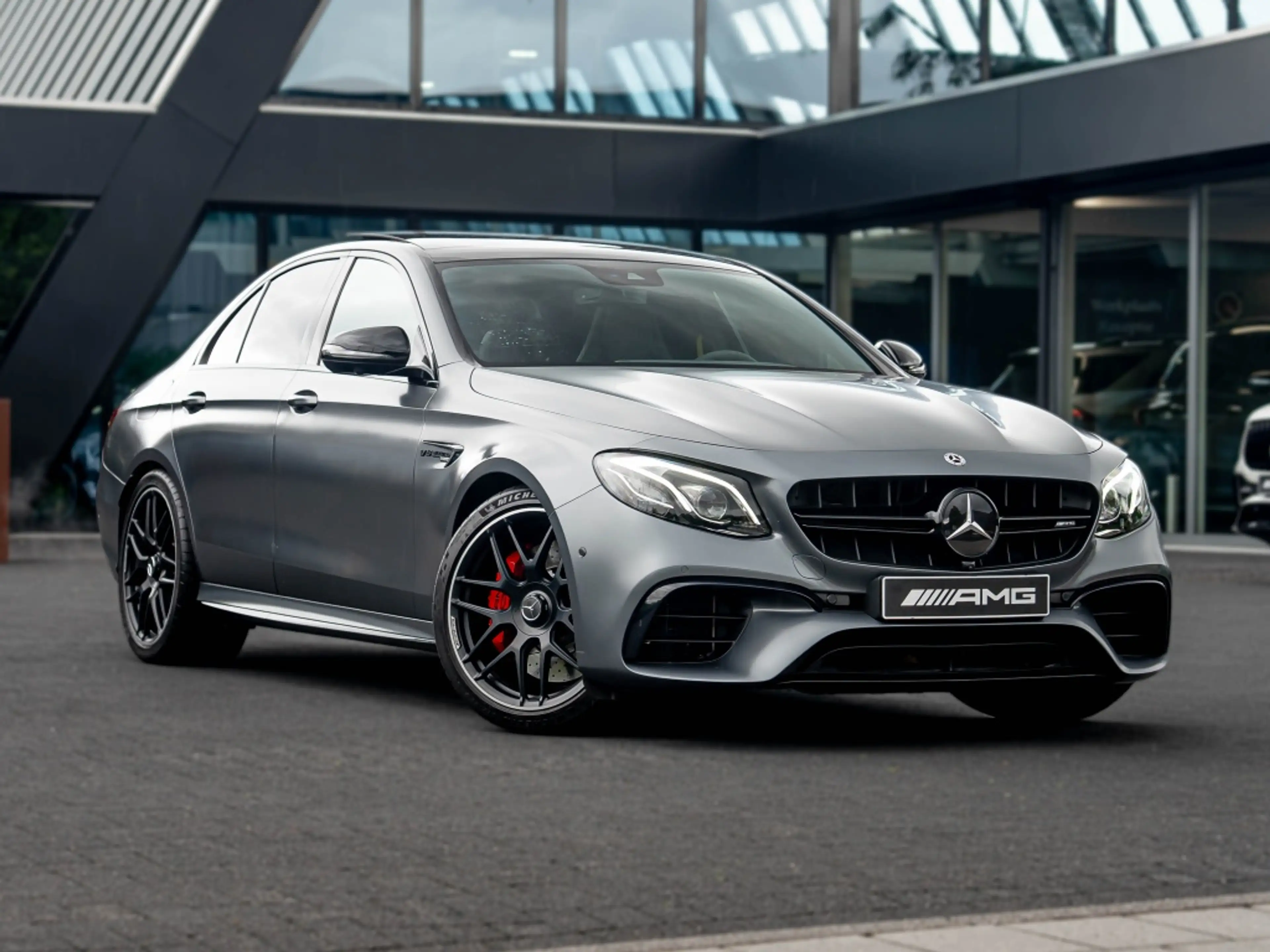 Mercedes-Benz E 63 AMG E S 4Matic+ Edition 1 | AMG Perfomance stoelen | P — photo 5
