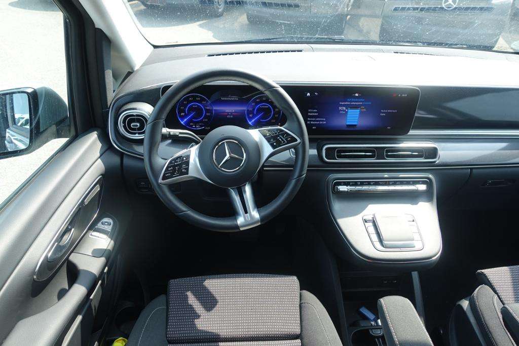 Mercedes-Benz EQV 300