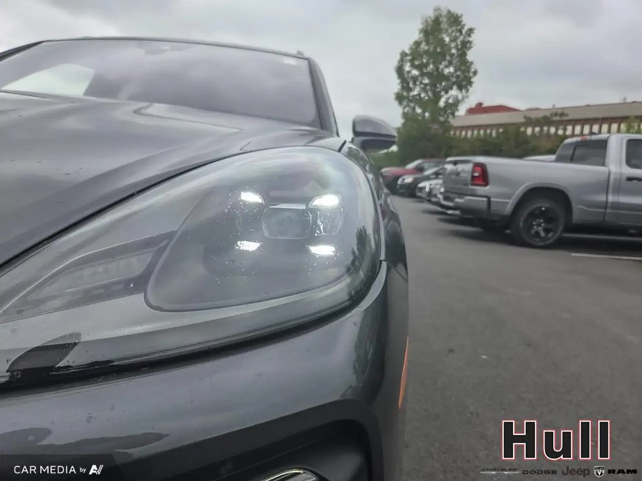Porsche Cayenne снимка Porsche Cayenne