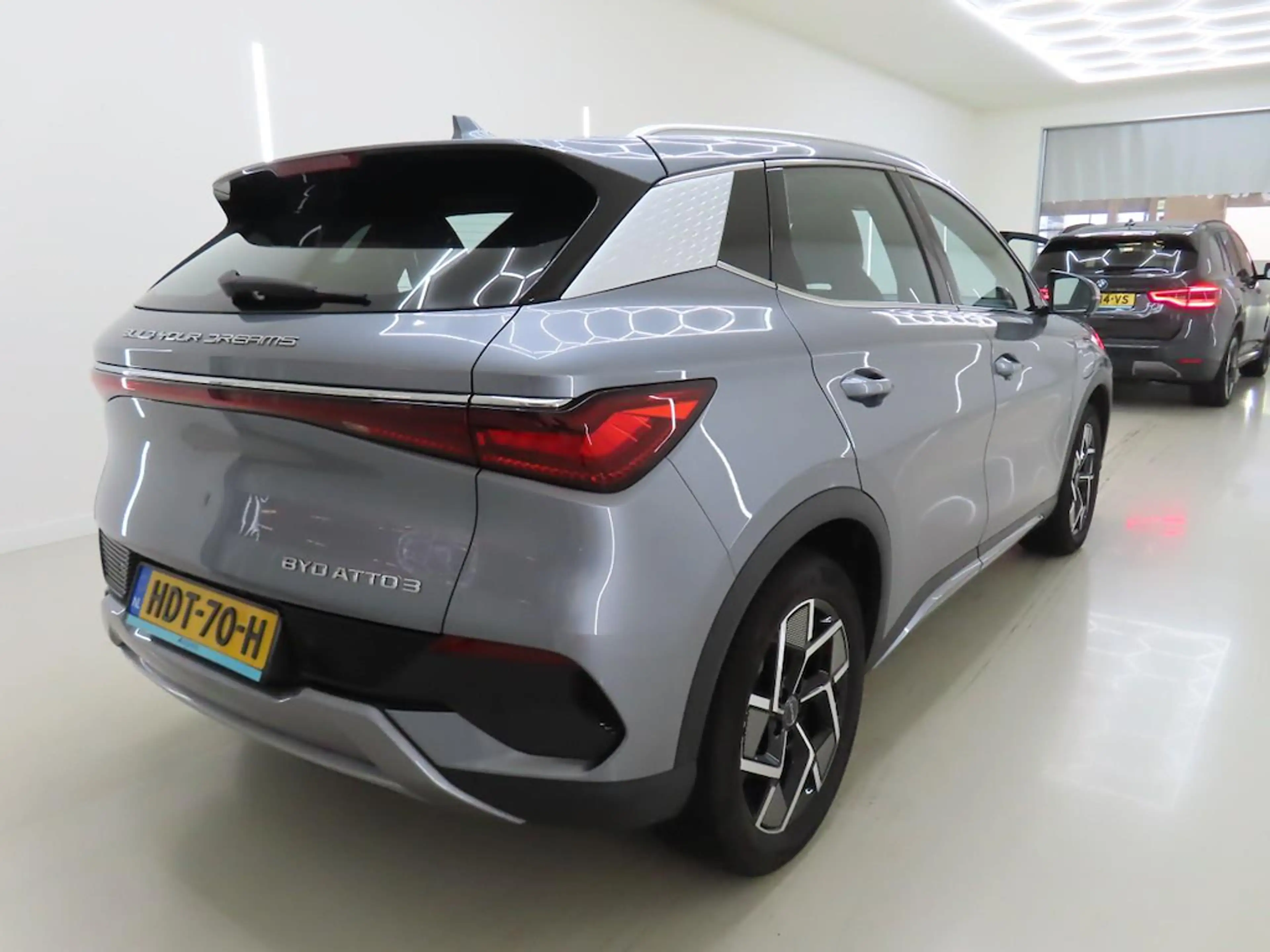 BYD Atto 3 Comfort 60 kWh H-LEER | PANO | NL-AUTO | NAVI — photo 4