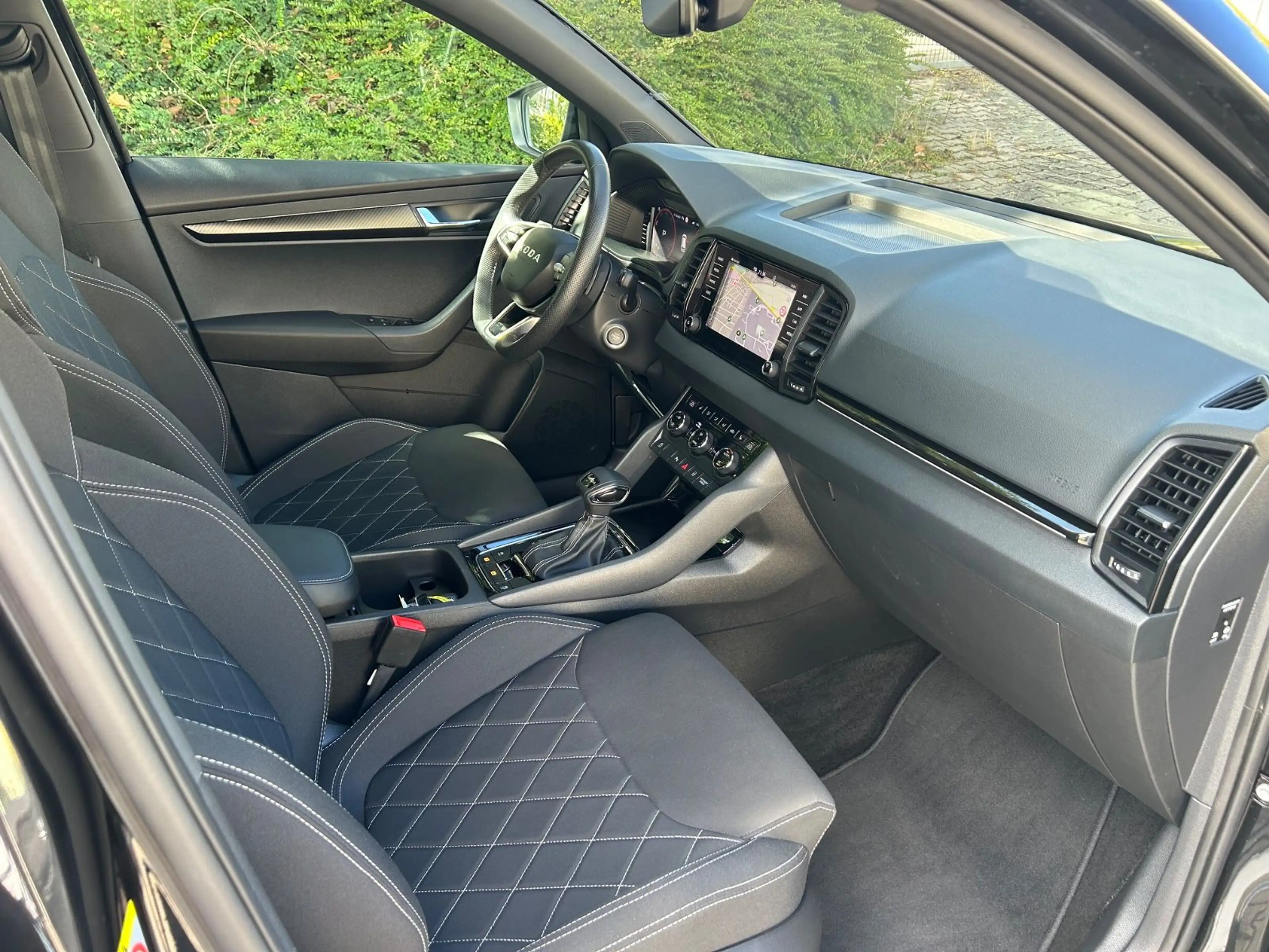 Skoda Karoq 2.0 TDI DSG Sportline — photo 10