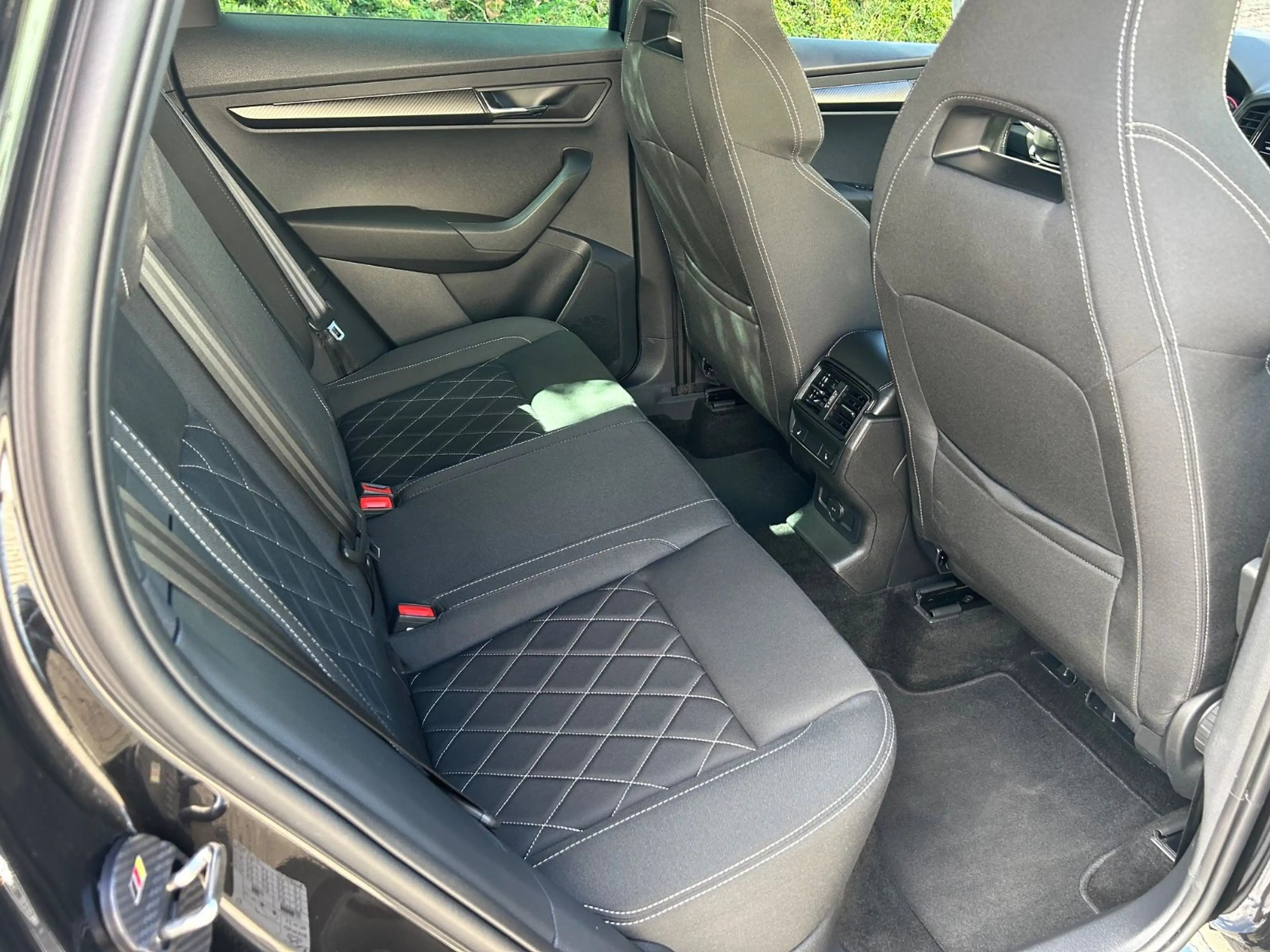 Skoda Karoq 2.0 TDI DSG Sportline — photo 13