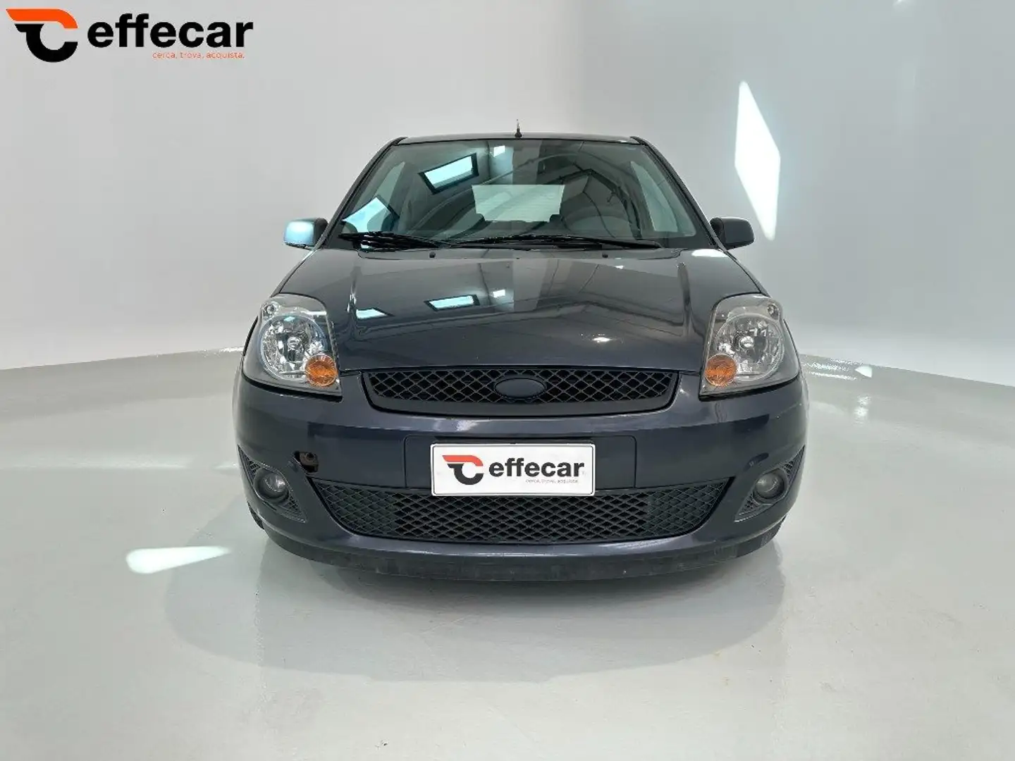 Ford Fiesta 1.4 DIESEL 3 PORTE NEOPATENTATI Szürke - 2