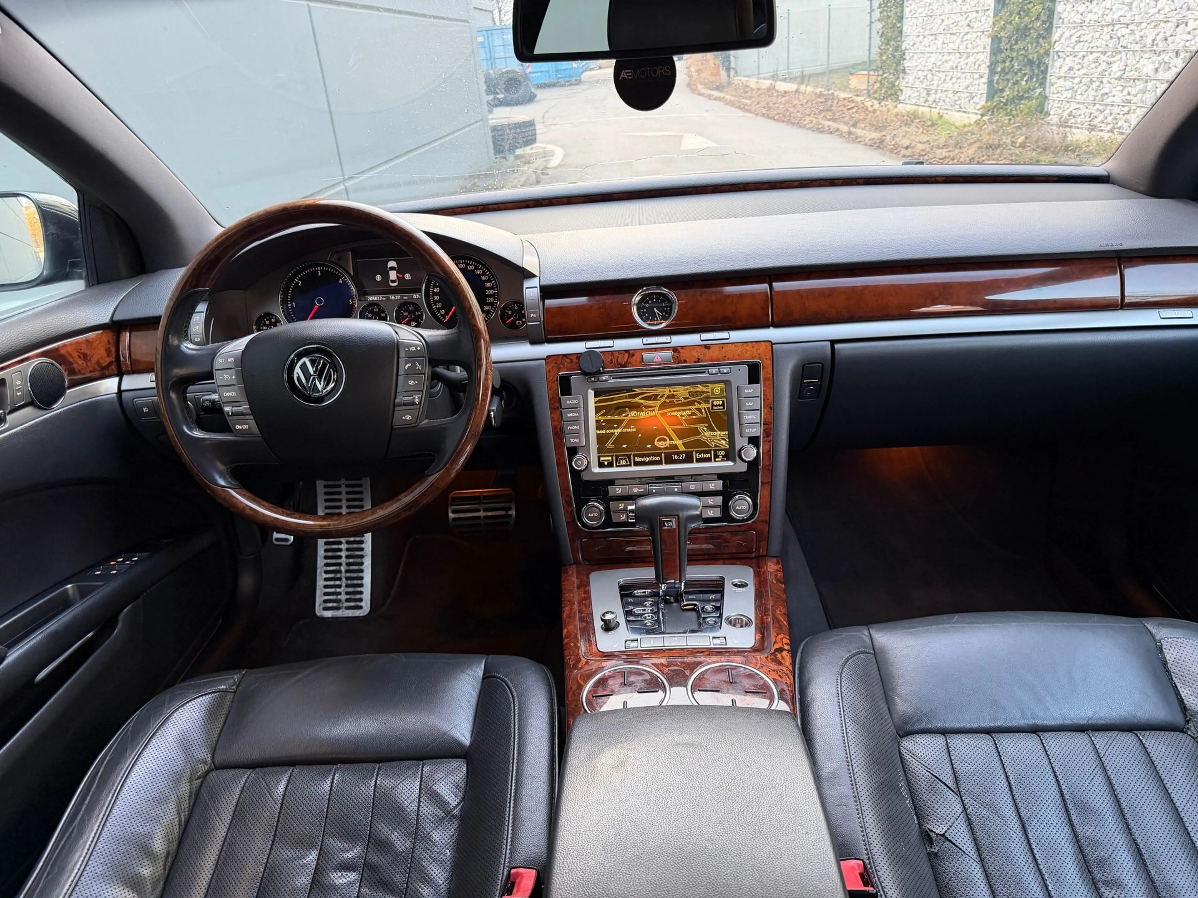 Volkswagen Phaeton 3.0 TDI*VOLL*NAVI*XENON*LEDER*KLIMA*KREDIT MÖGLIC — photo 6