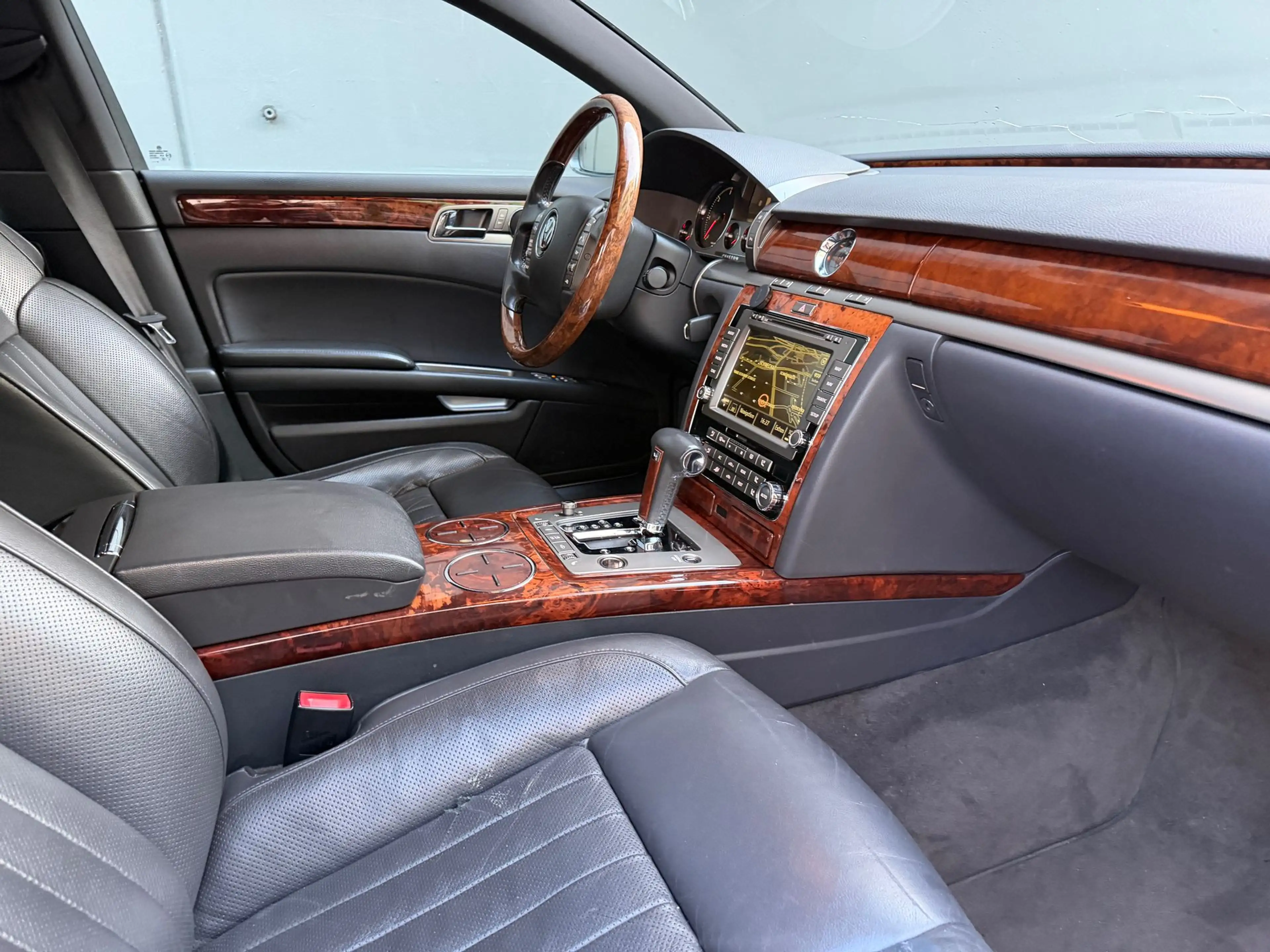 Volkswagen Phaeton 3.0 TDI*VOLL*NAVI*XENON*LEDER*KLIMA*KREDIT MÖGLIC — photo 11