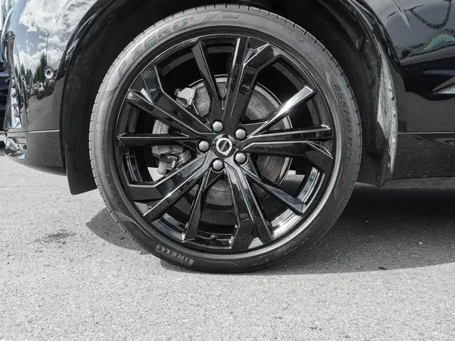 Volvo XC60 view 7