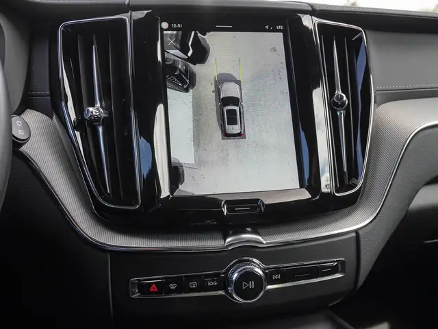 Volvo XC60 view 14