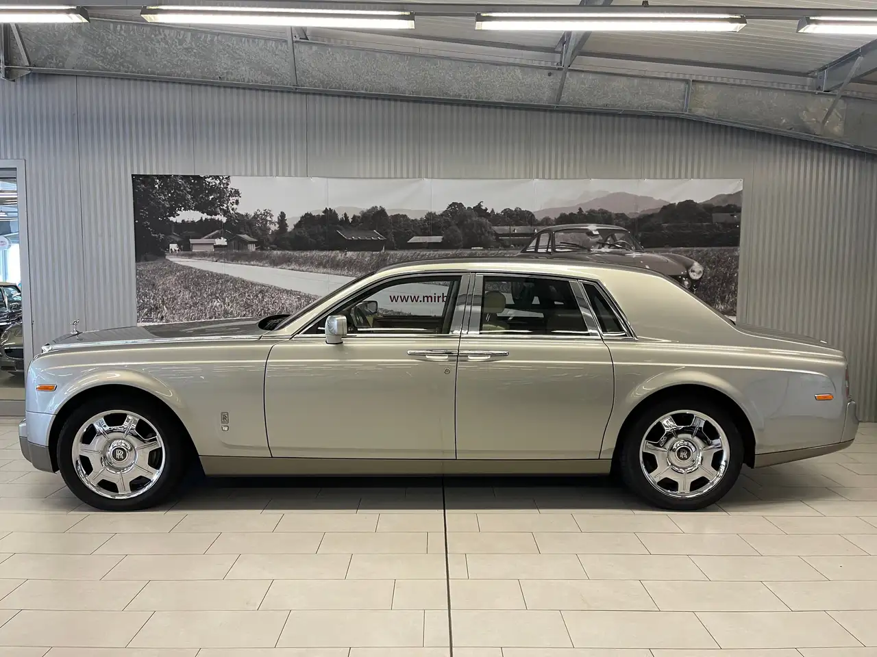Rolls-Royce Phantom