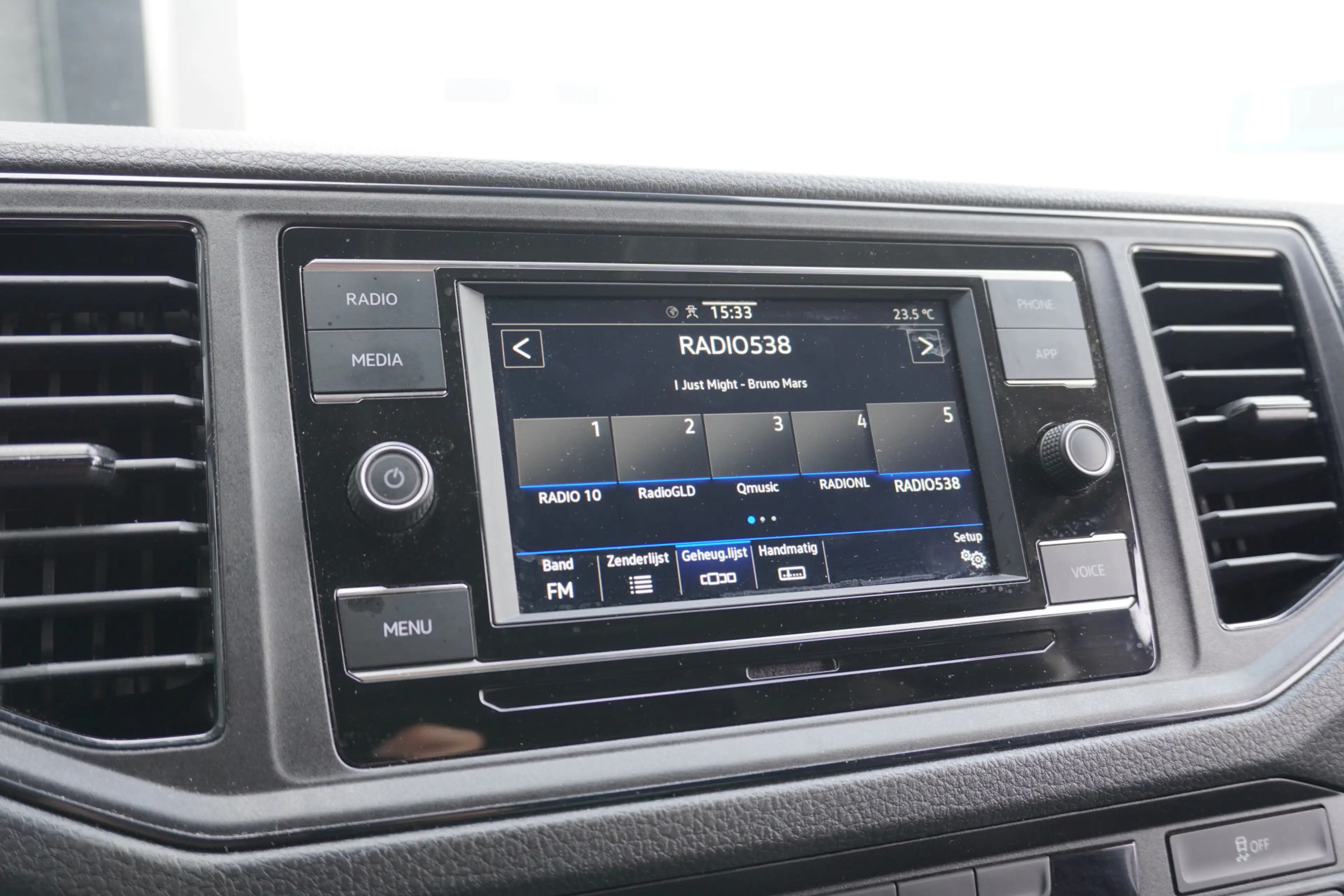 Volkswagen Crafter 2.0 TDI L3H3 140PK EURO 6 - Airco - Cruise - PDC - — photo 15