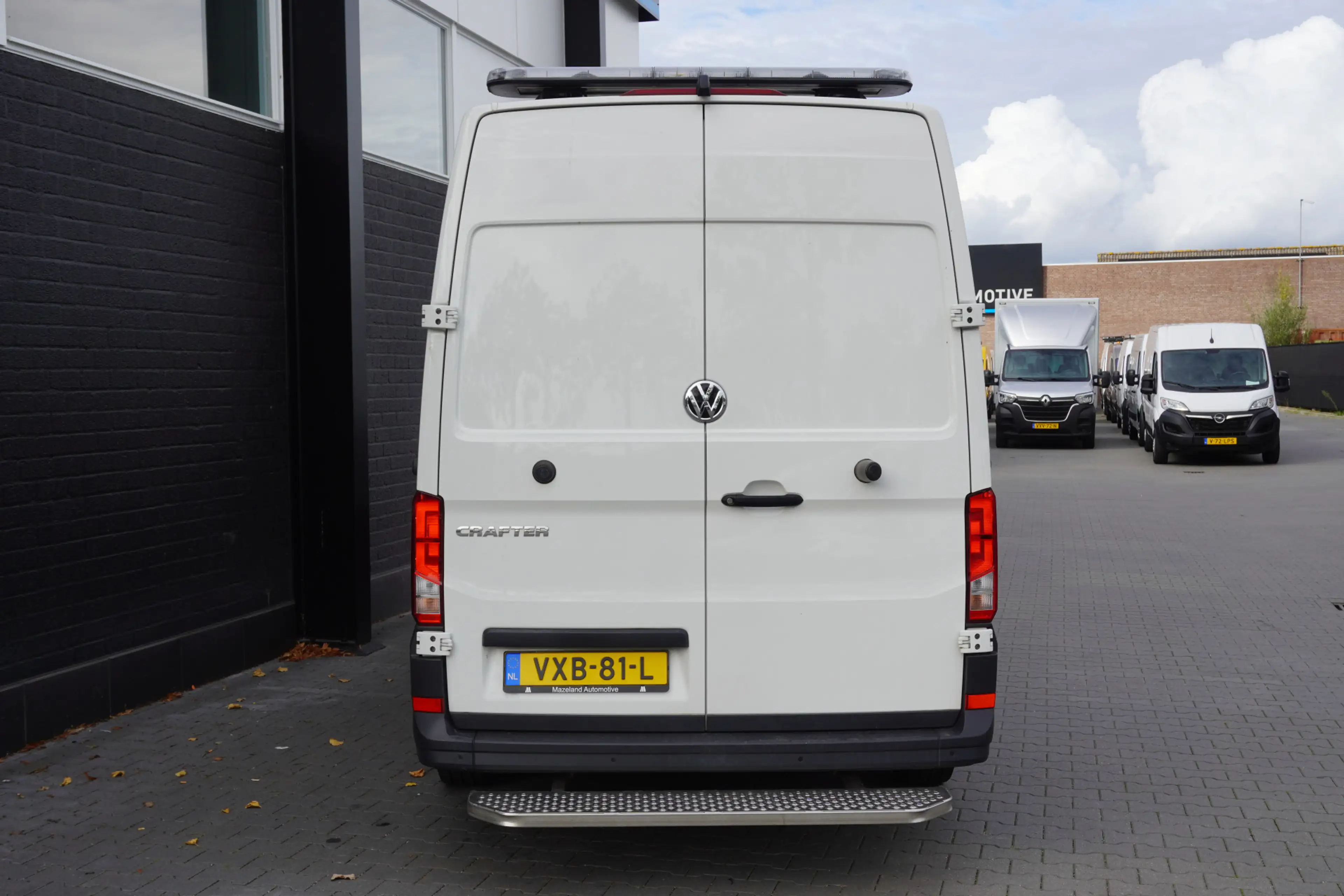 Volkswagen Crafter 2.0 TDI L3H3 140PK EURO 6 - Airco - Cruise - PDC - — photo 7