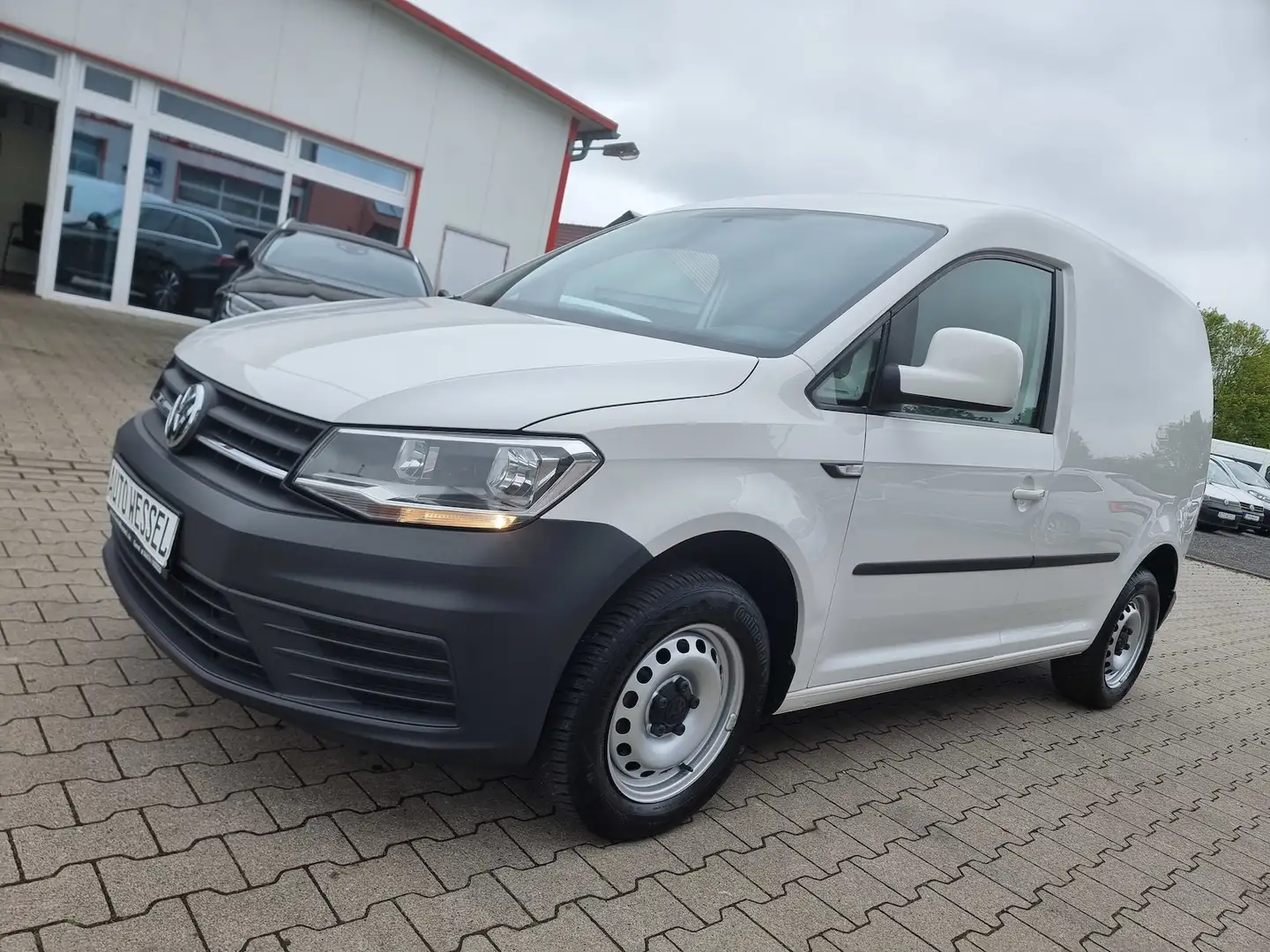 Volkswagen Caddy Kasten BMT SHZ AHK Standhz Regal Tempomat Weiß - 1
