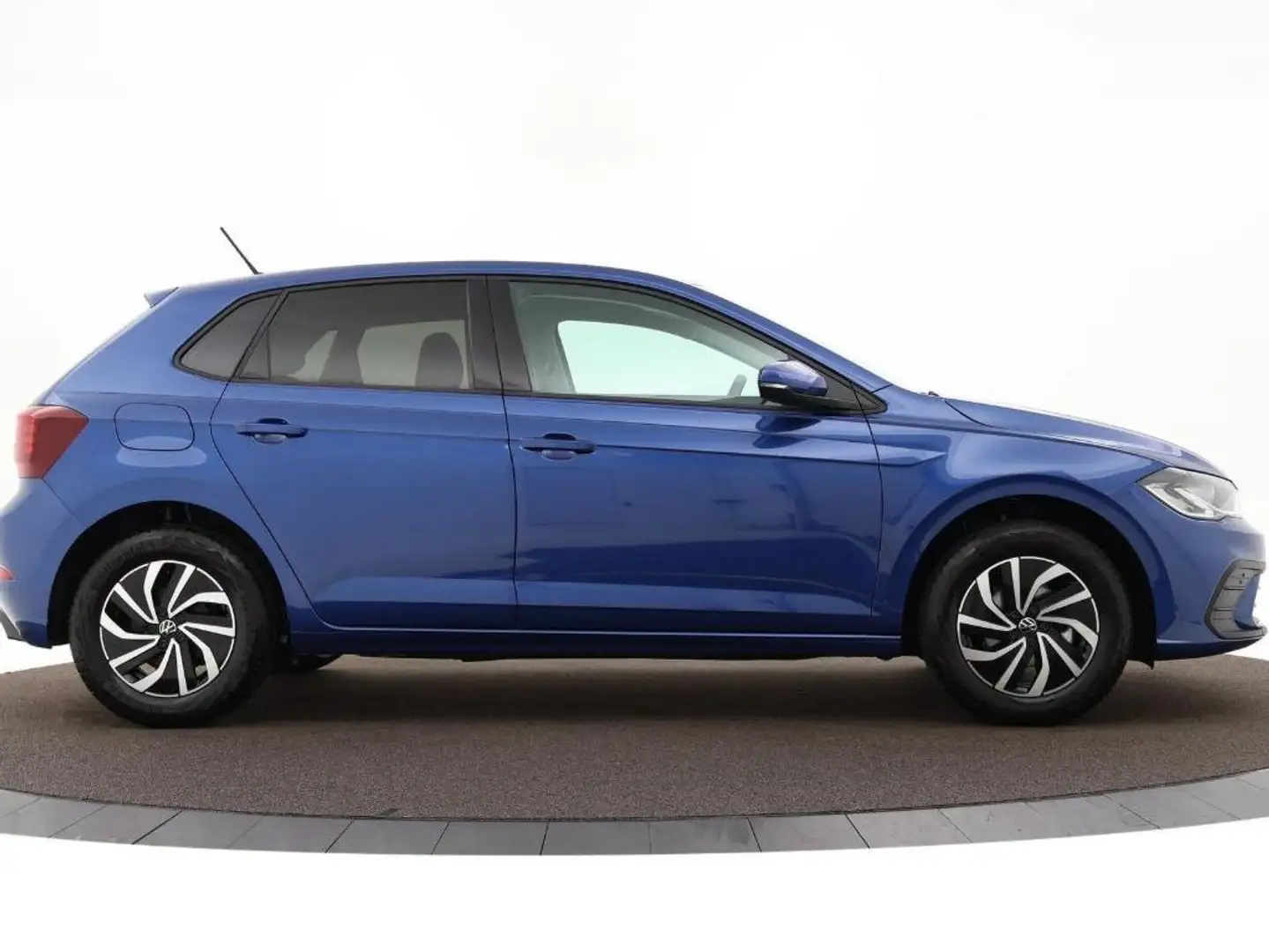 Volkswagen Polo Life Edition 1.0 TSI 70 kW / 95 PK Hatchback 5 ver Bleu - 2