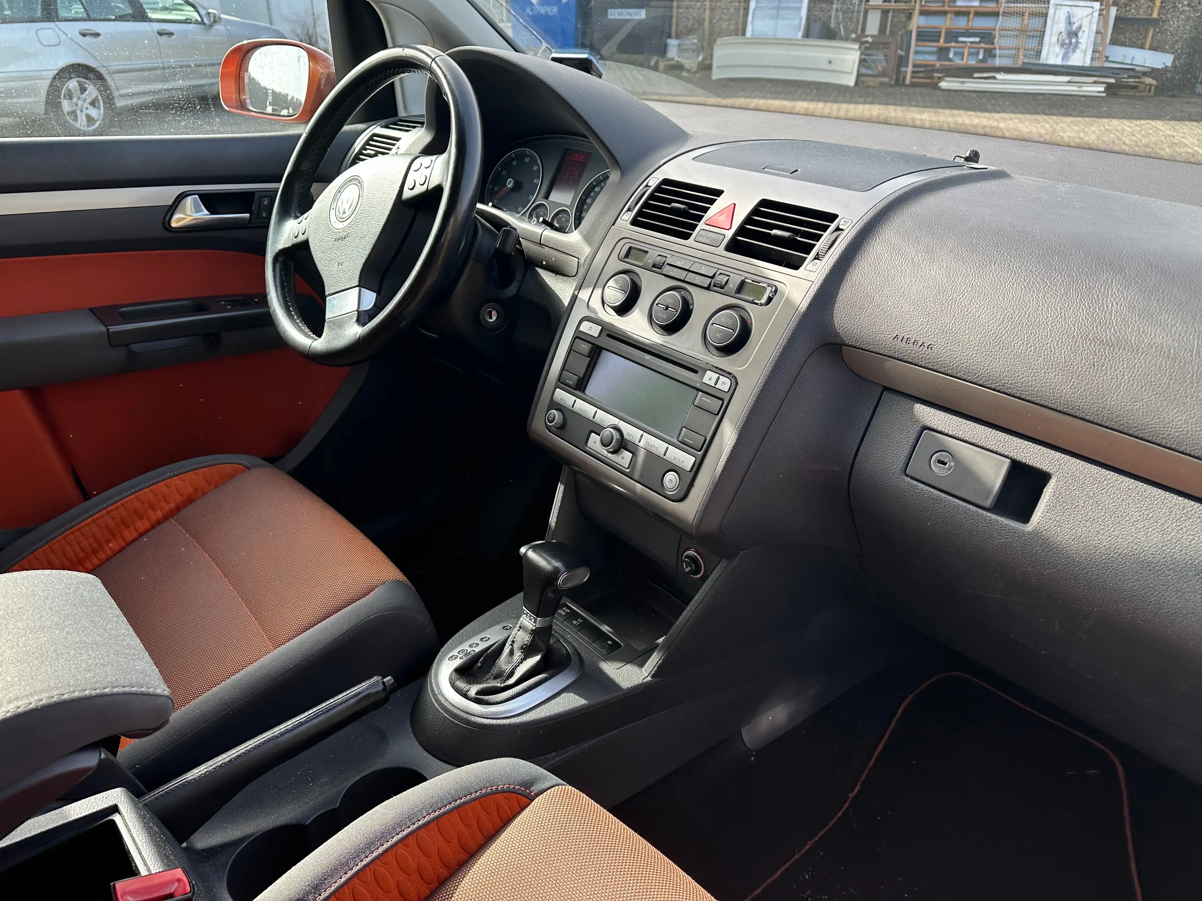 Volkswagen Cross Touran CrossTouran * Automatik * 7 Sitzer * Steuerkette Neu — photo 10