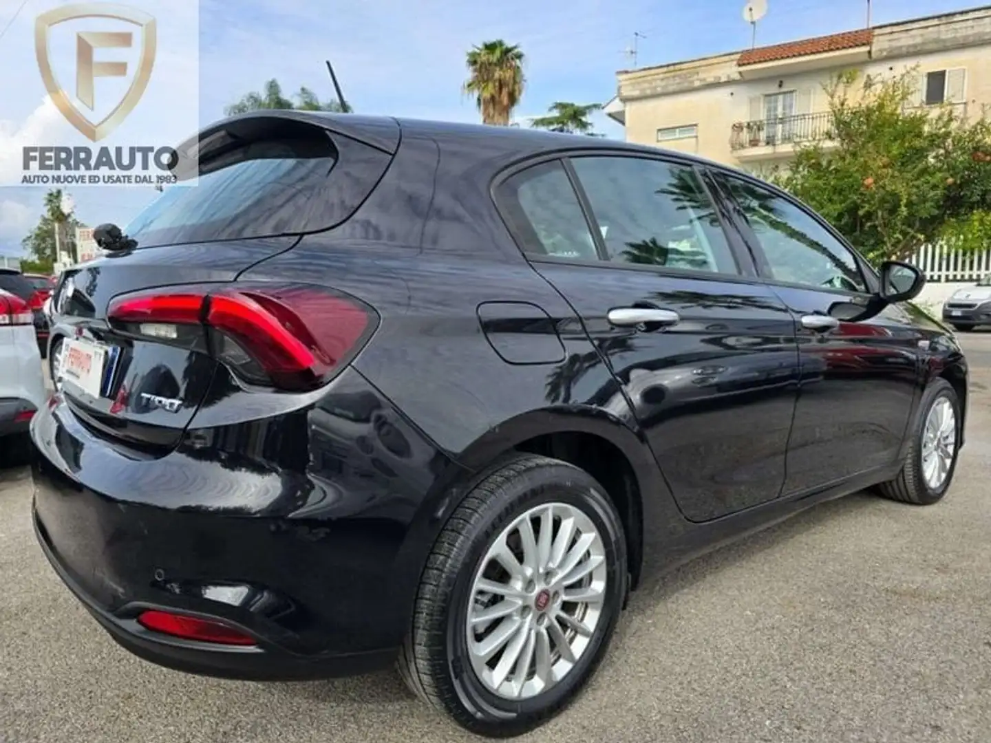 Fiat Tipo 1.6MJET 130CV 5 PORTE FULL OPTIONAL Nero - 2
