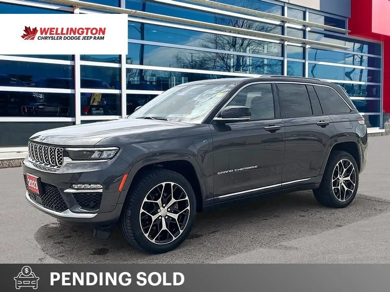 Jeep Grand Cherokee снимка Jeep Grand Cherokee