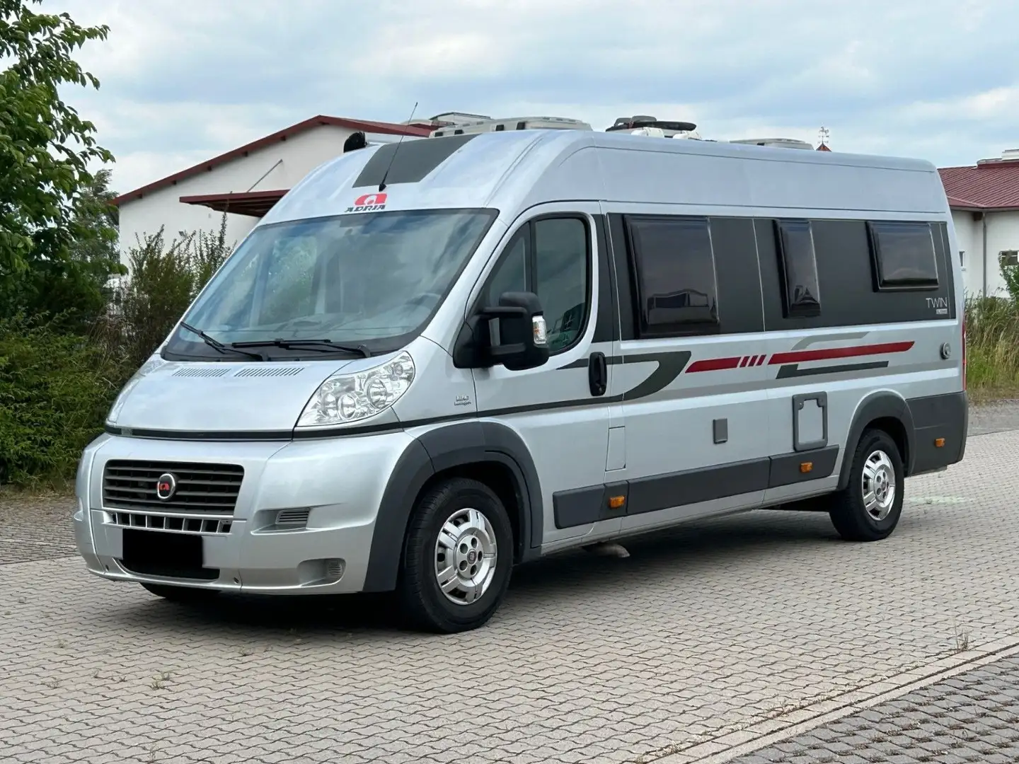Adria Twin 6,40 SL Titan *Einzelbetten* *Solar*1.Hand* Argent - 1