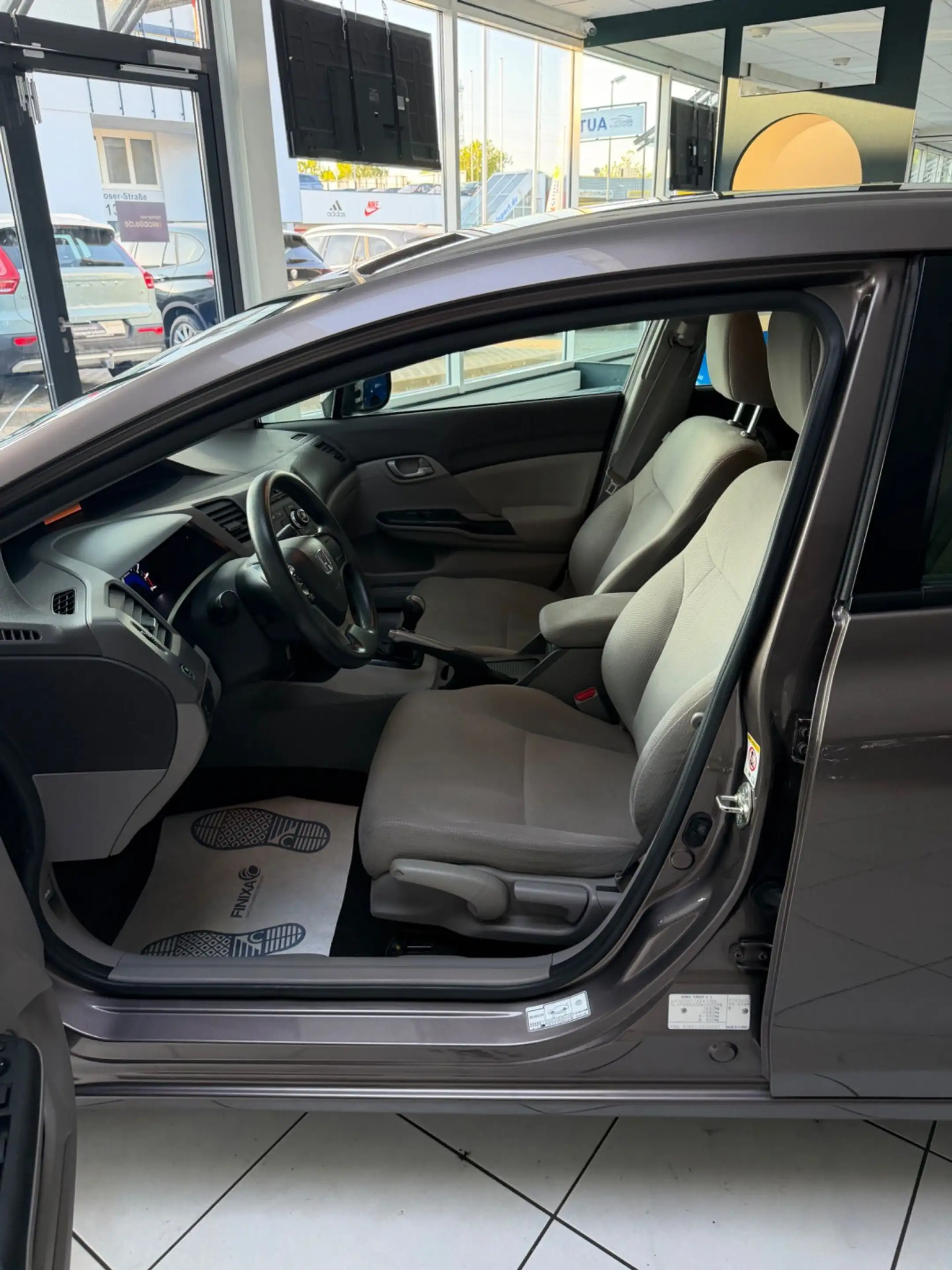 Honda Civic Limousine 1.8 Comfort 1HAND TOP KLIMAAUTO. PDC — photo 15