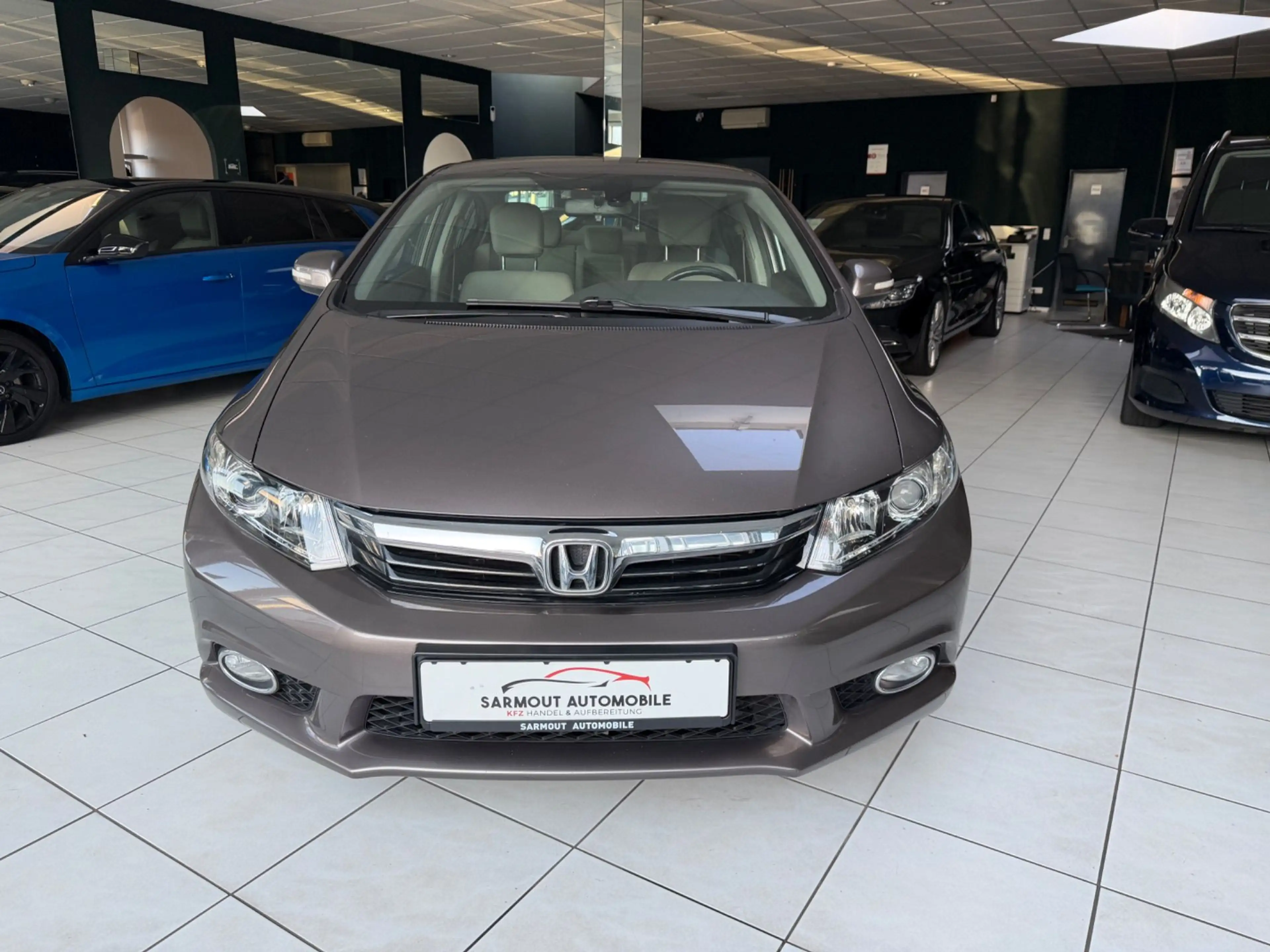 Honda Civic Limousine 1.8 Comfort 1HAND TOP KLIMAAUTO. PDC — photo 2