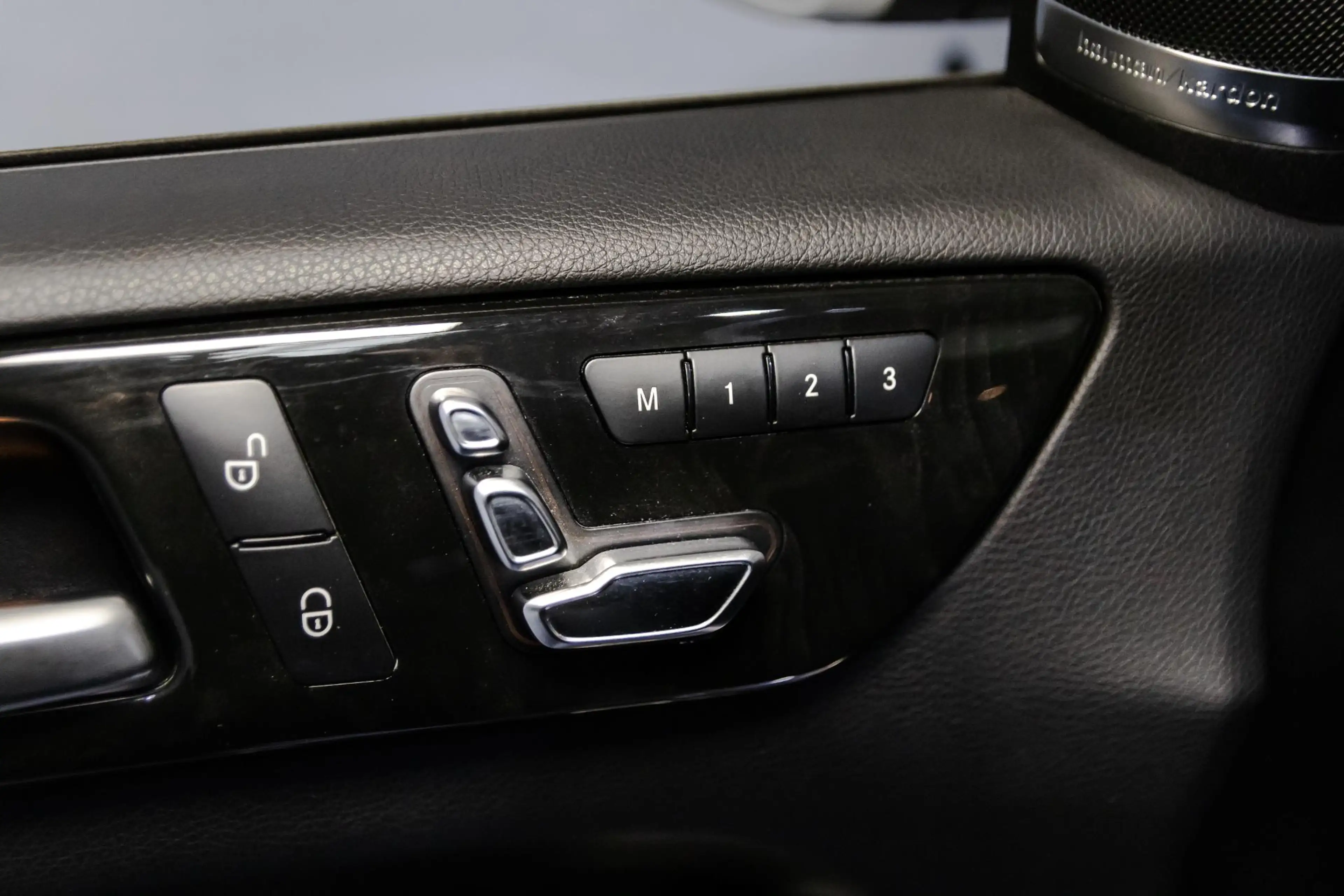 Mercedes-Benz GLE 400 4MATIC AMG Sport Edition SCHUIFDAK/MEMORY/SOFTCLOS — photo 24