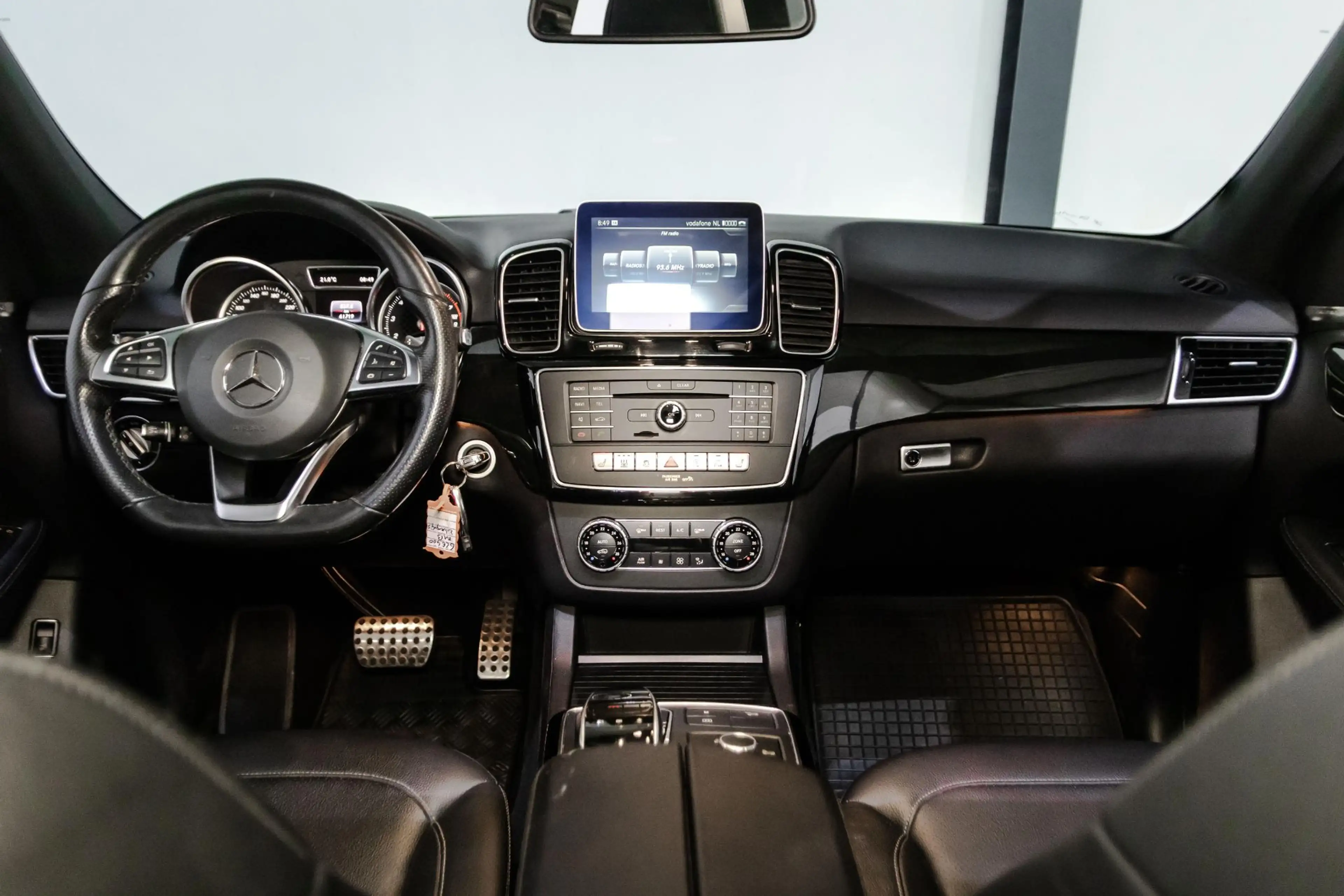 Mercedes-Benz GLE 400 4MATIC AMG Sport Edition SCHUIFDAK/MEMORY/SOFTCLOS — photo 21