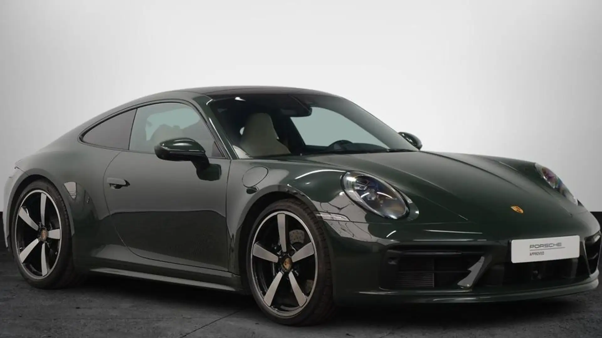 Porsche 992 Carrera 4S Coupé PDK Verde - 2