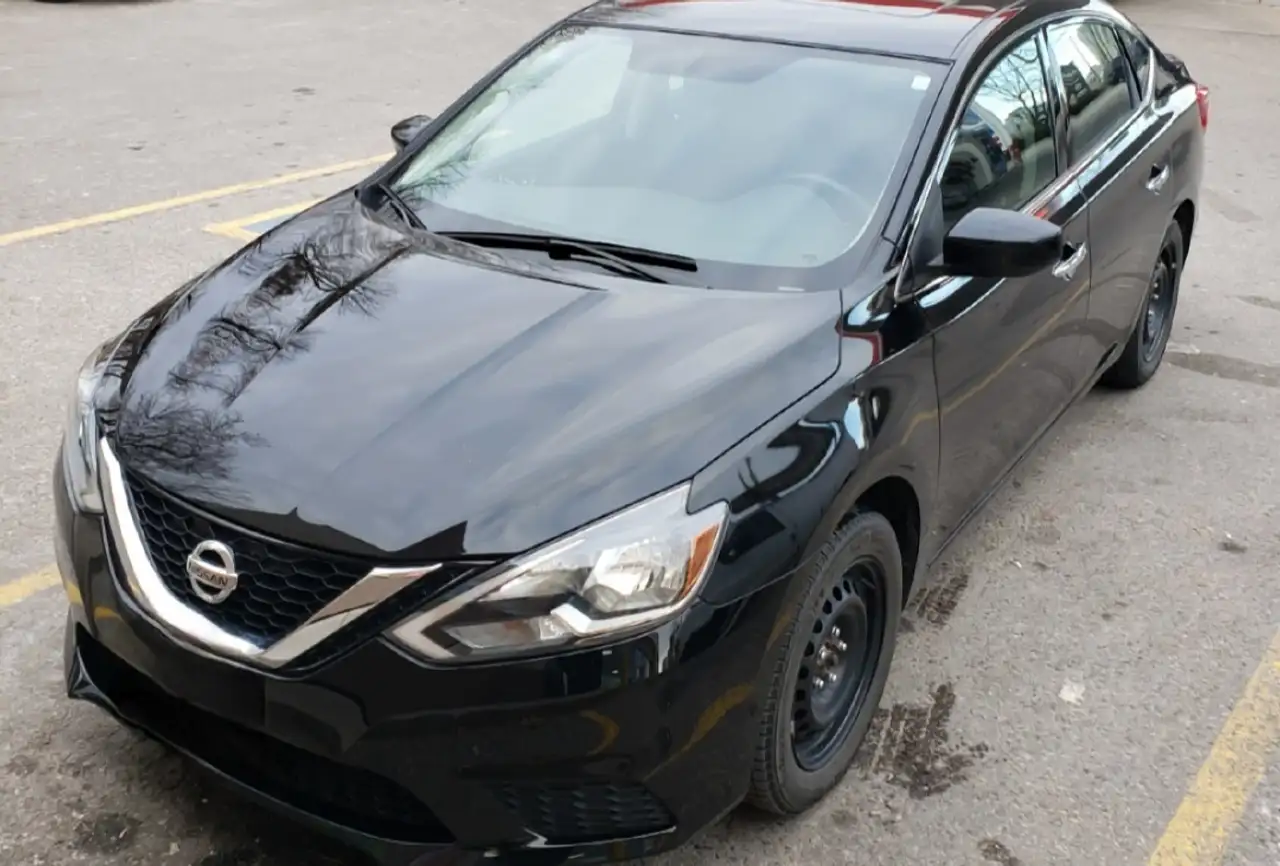 Nissan Sentra снимка Nissan Sentra