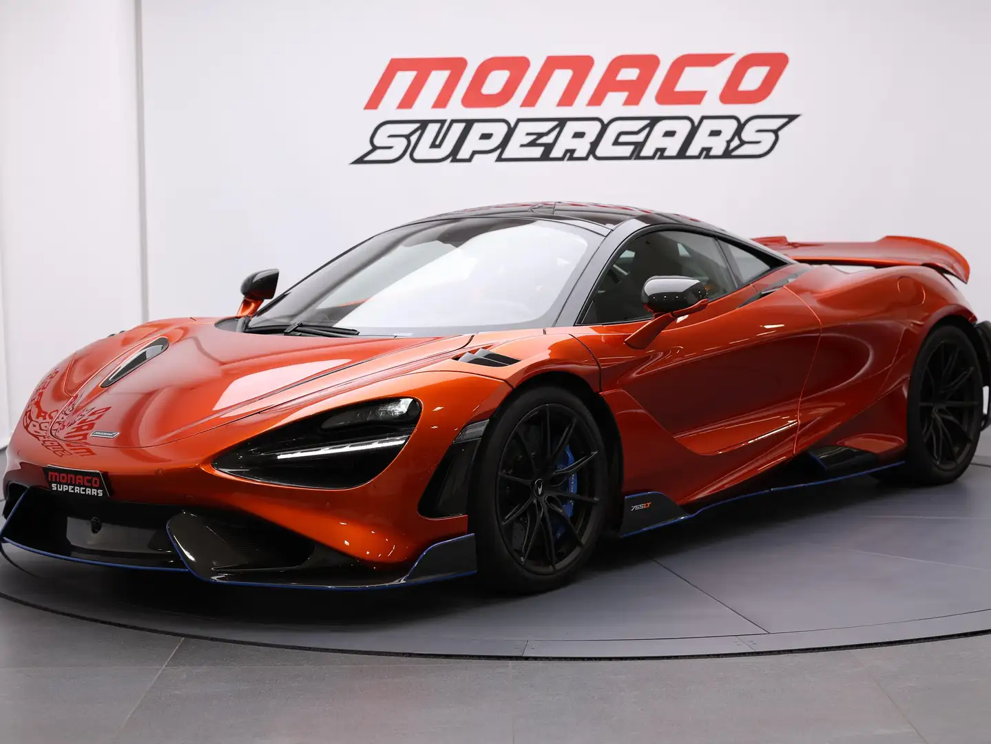 McLaren 765LT Coupe Оранжевий - 1