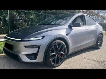 Long Range Dual Motor AWD