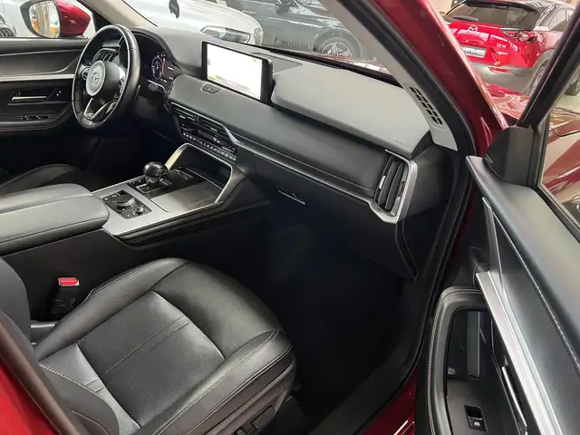 Mazda CX-60 view 15