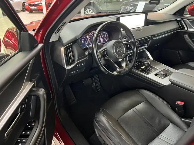 Mazda CX-60 view 11