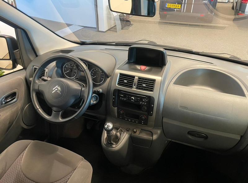Citroen Jumpy L2H1 Rolstoelbus 4+1 XXL-Ombouw 150cm — photo 4