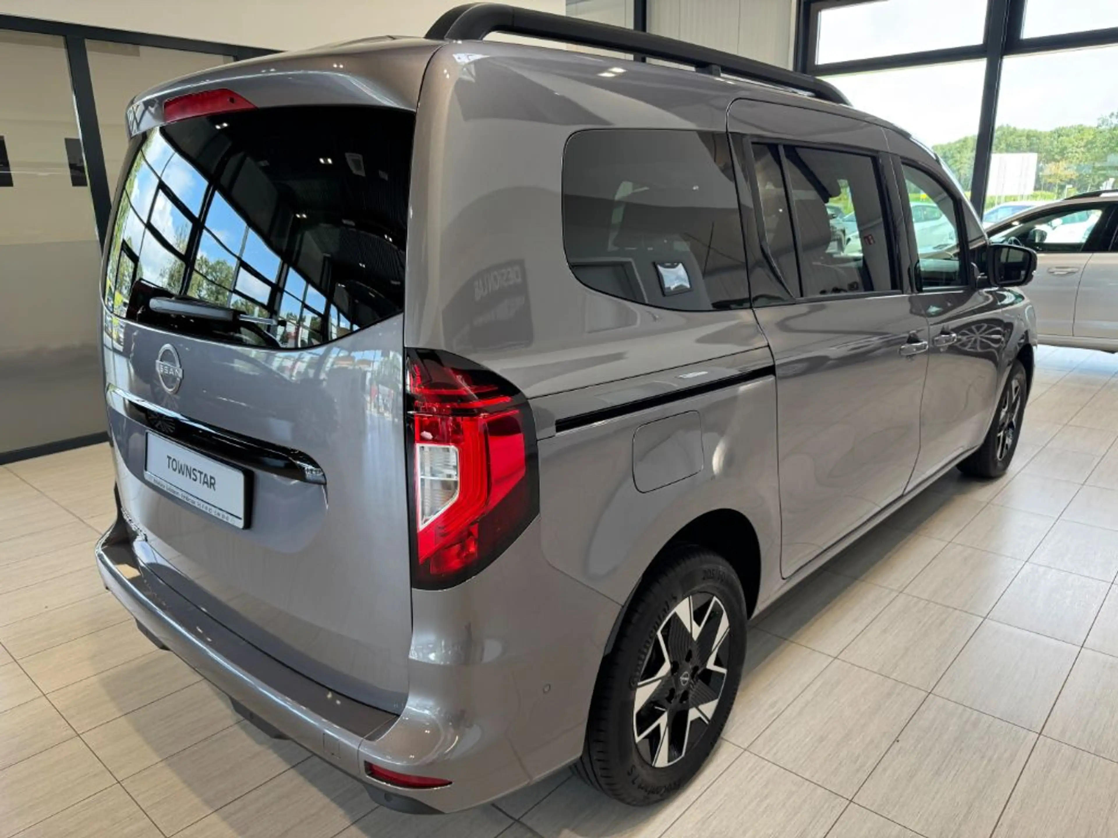 Nissan Townstar DIG-T 130 Aut. Kombi L2 Tekna — photo 3