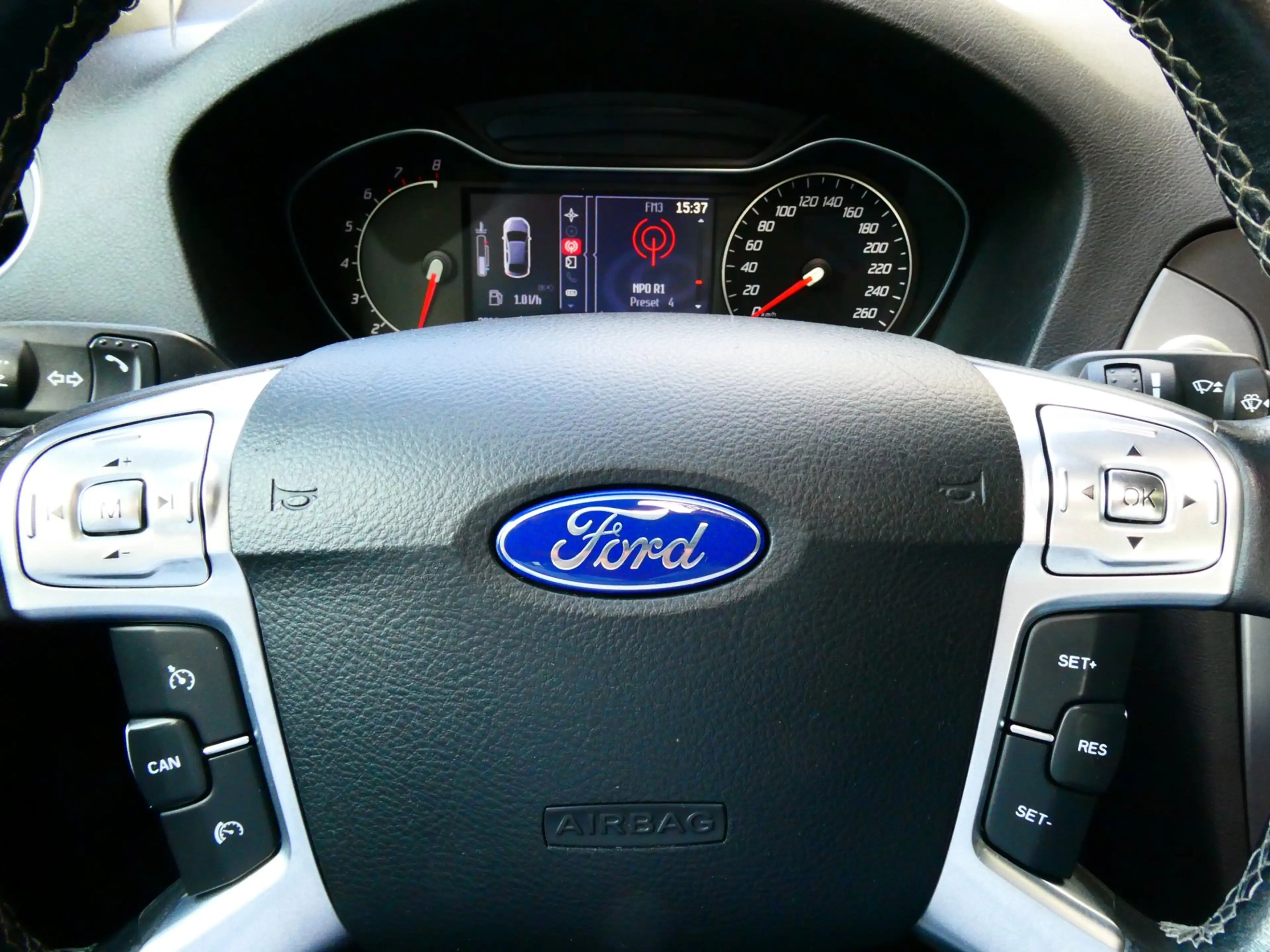 Ford Mondeo 1.6i Platinum Sedan 161pk Clima Navi Schuifdak Tre — photo 15