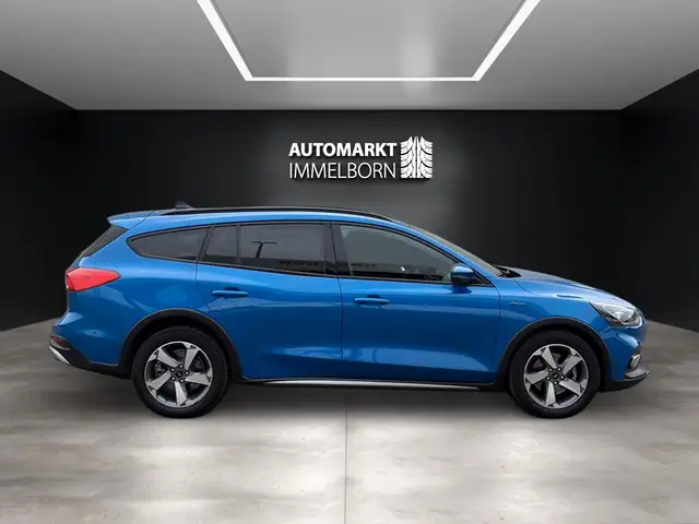 Ford Focus view 5