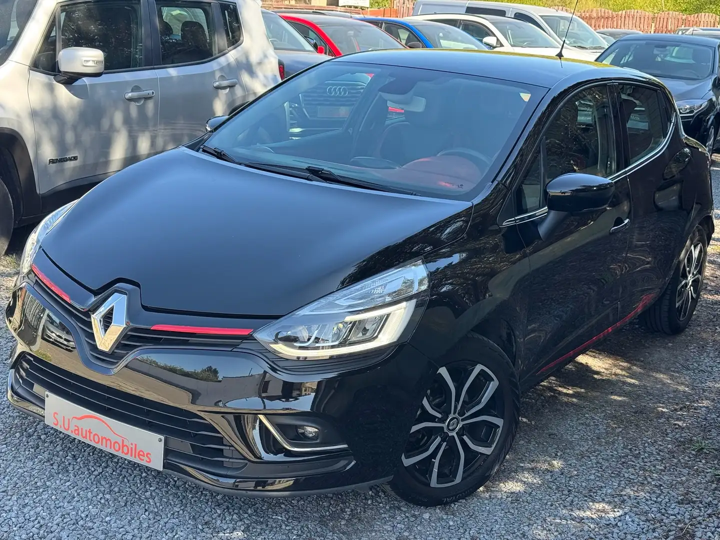 Renault Clio 0.9 TCe Special FULL LED/NAvi/Semi-Cuir/GAR12M Zwart - 1