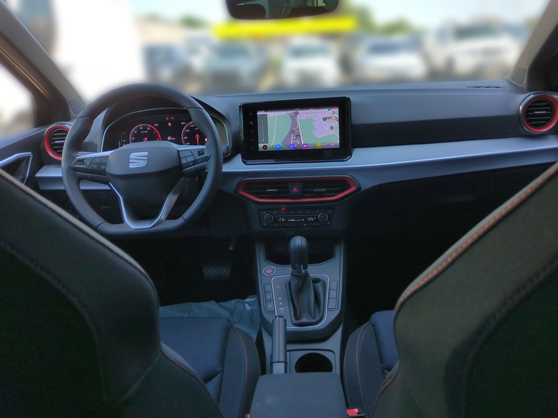 SEAT Ibiza 1.0 TSI FR Black Edition DSG+AUT+LED+Navi — photo 13