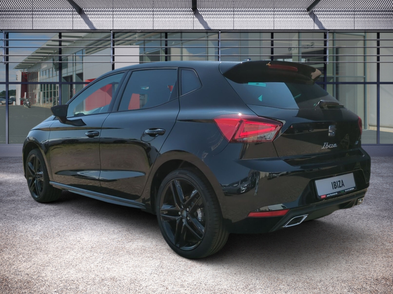 SEAT Ibiza 1.0 TSI FR Black Edition DSG+AUT+LED+Navi — photo 4