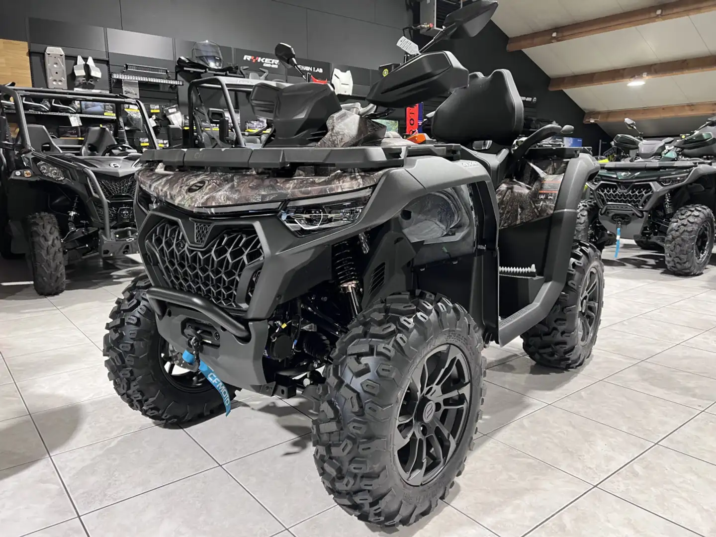 CFMOTO CForce 850 T3 no ABS 60 km/h bež - 2