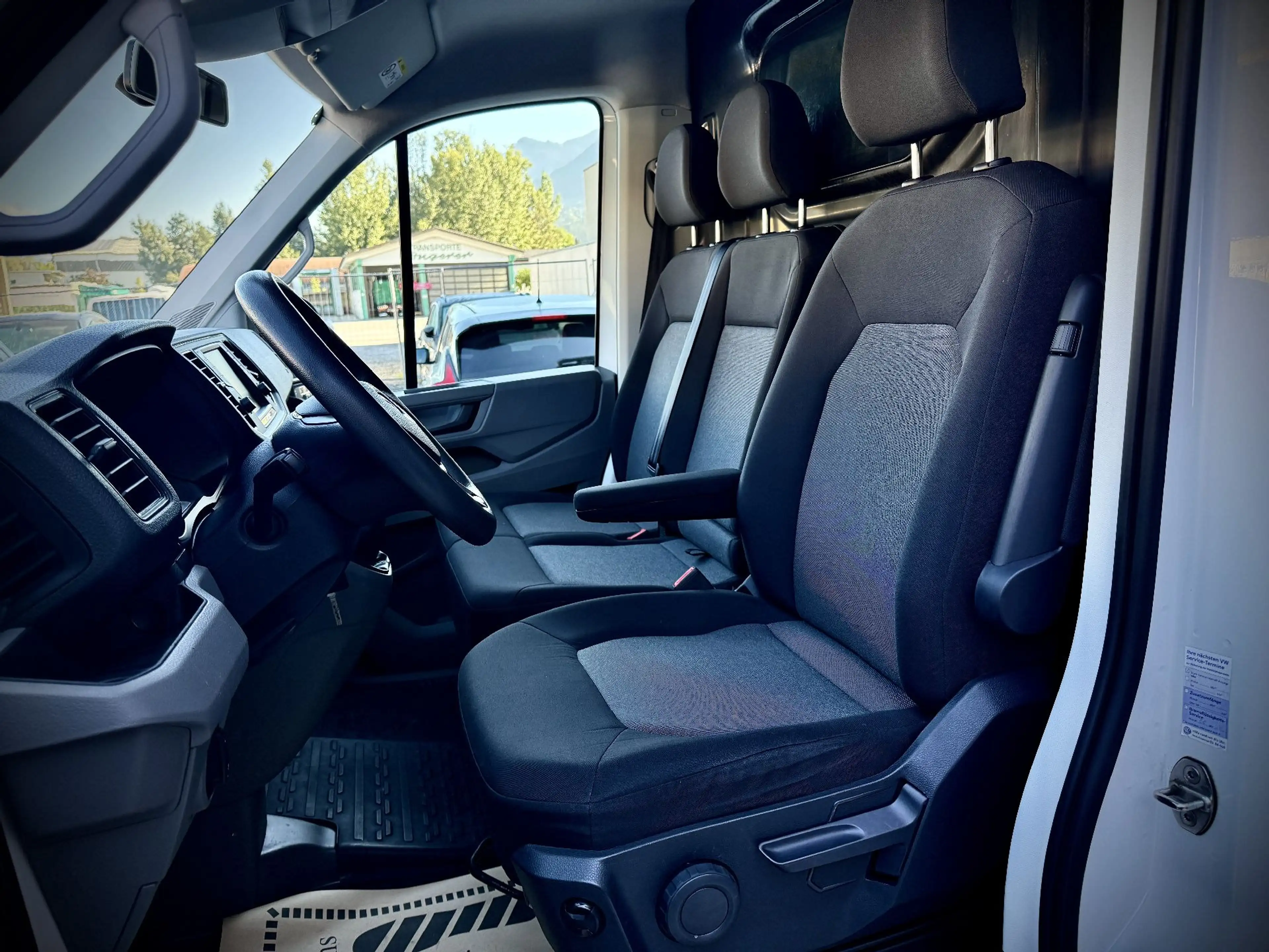 Volkswagen Crafter 2.0 TDI 4Motion L3H3 — photo 14